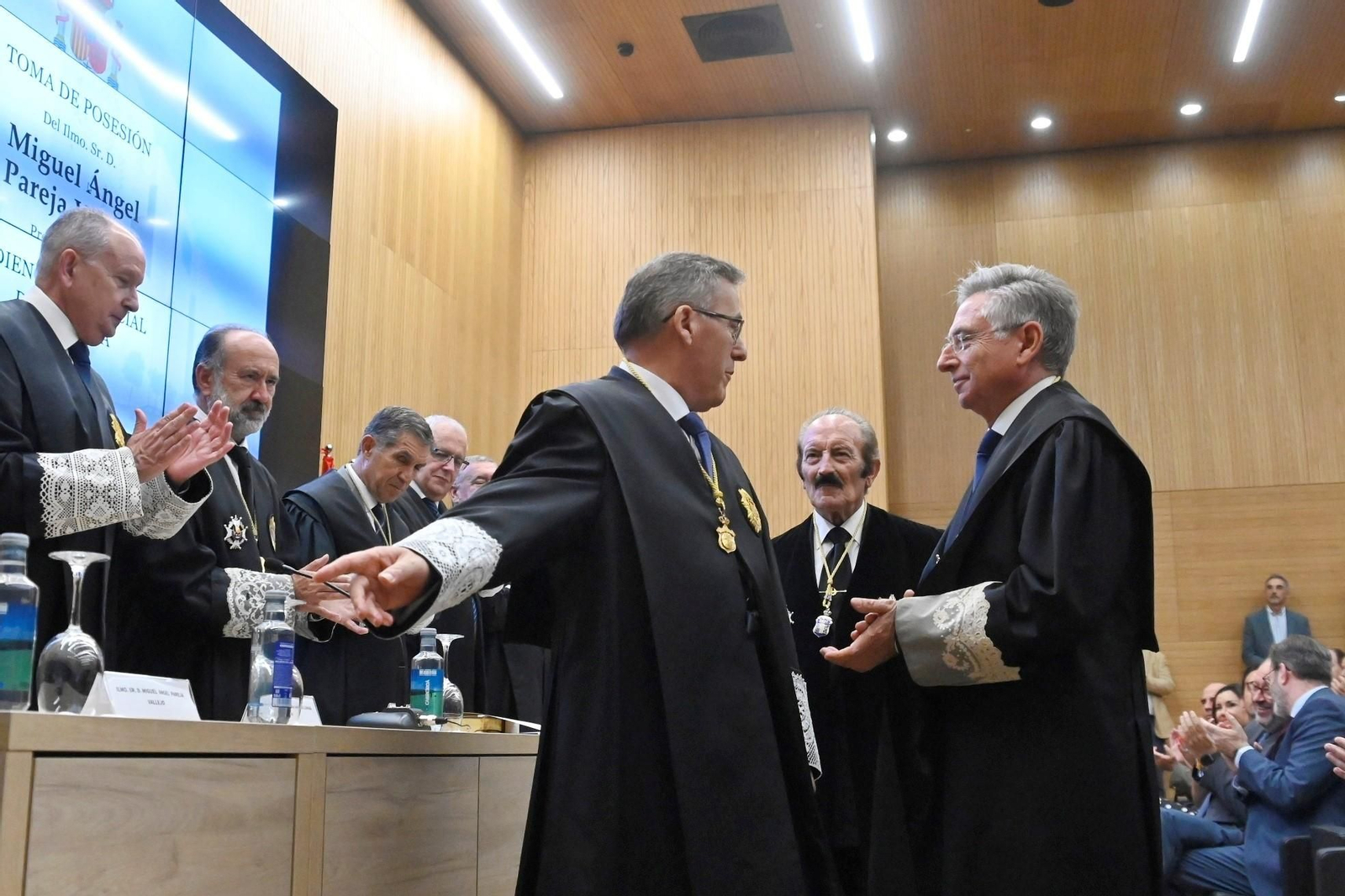 En imágenes, la toma de posesión de Miguel Ángel Pareja como presidente de la Audiencia Provincial