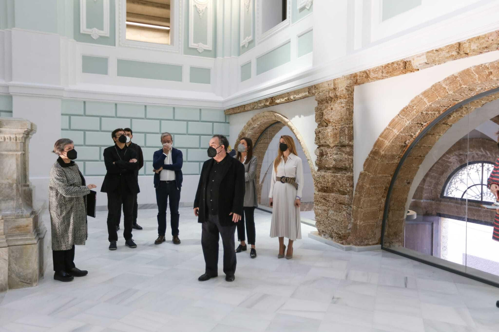 La apertura del Ayuntamiento de San Fernando ya rehabilitado, en imágenes