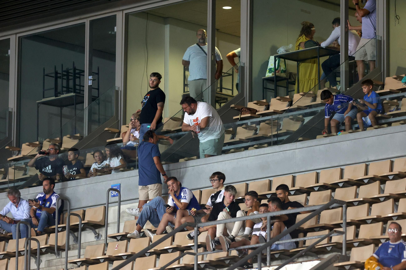 Búscate en el Trofeo Feria de la Vendimia entre el Xerez CD contra el Juventud Torremolinos en Chapín