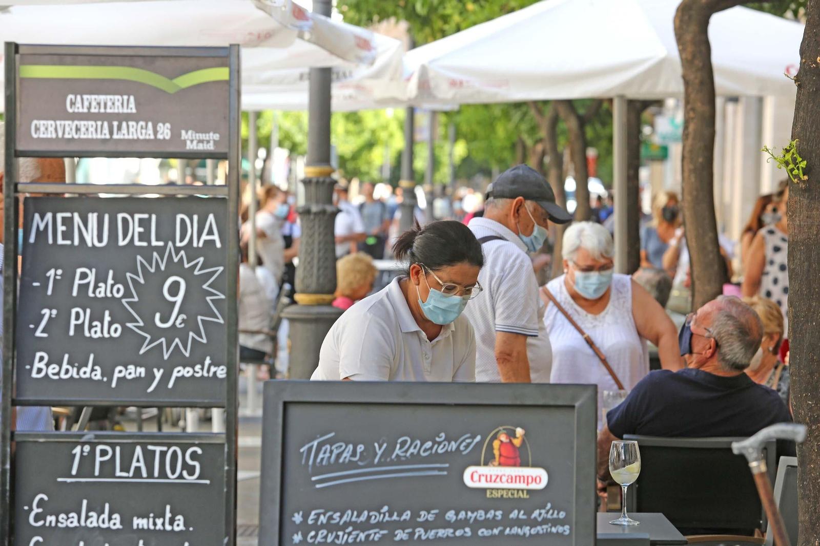 El serctor servicios, el más beneficiado en julio.