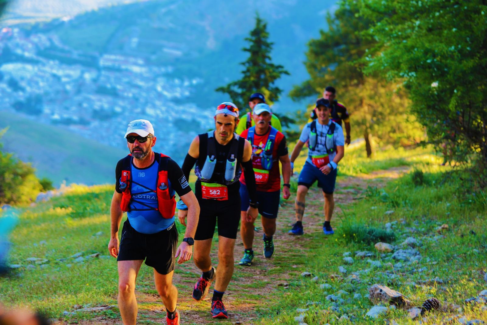 Varios atletas en la pasada edición de la Ultra Trail Bosques del Sur.