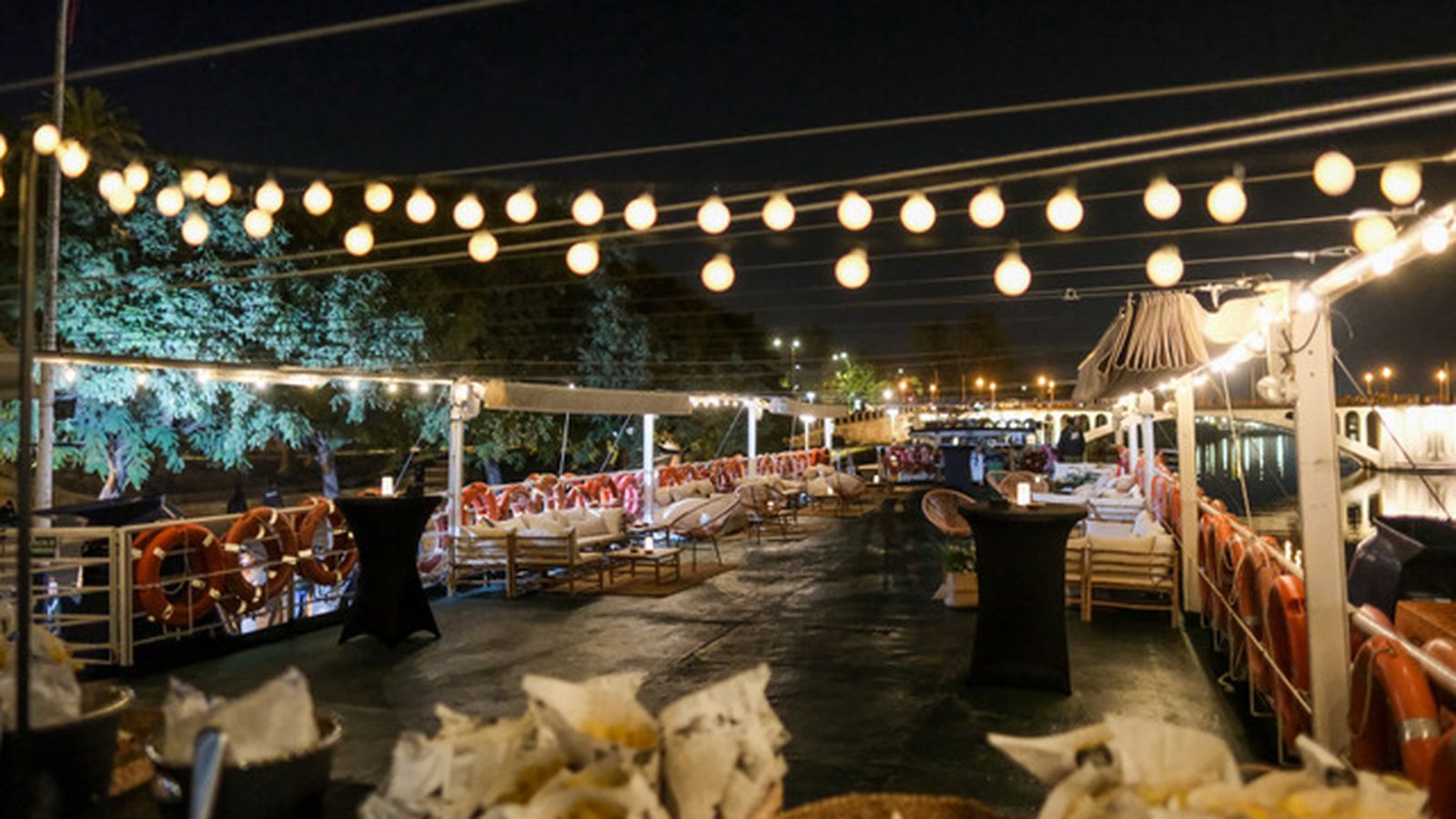 Invitaciones disponibles mediante formulario online para profesionales interesados del sector.