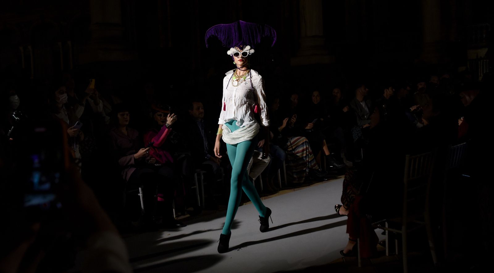 El desfile de Vivascarrión en la pasarela de novia e invitada SIQ 2022, todas las fotos