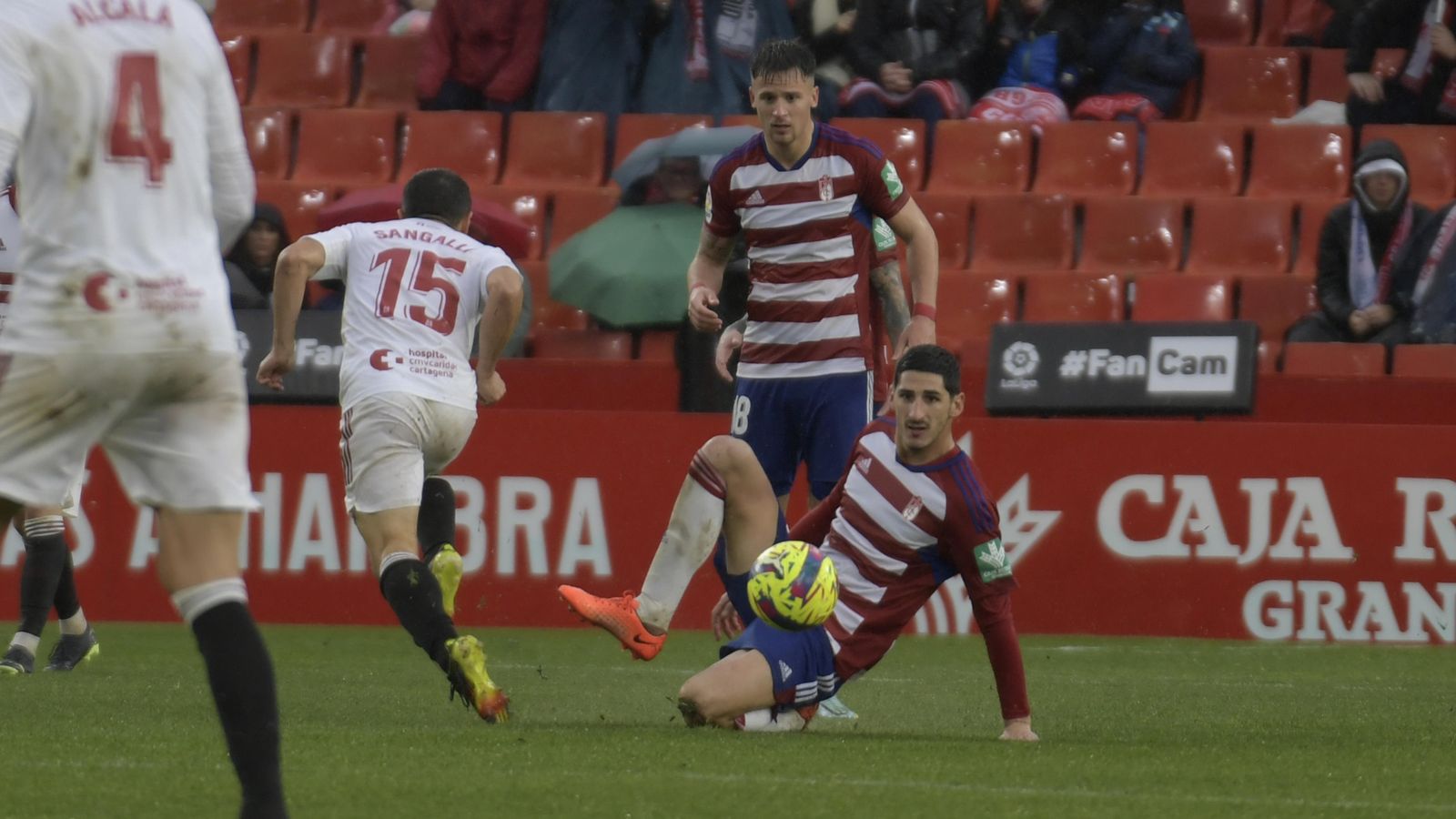 Bodiger podrá jugar ante el Ibiza una vez cumplida su sanción.