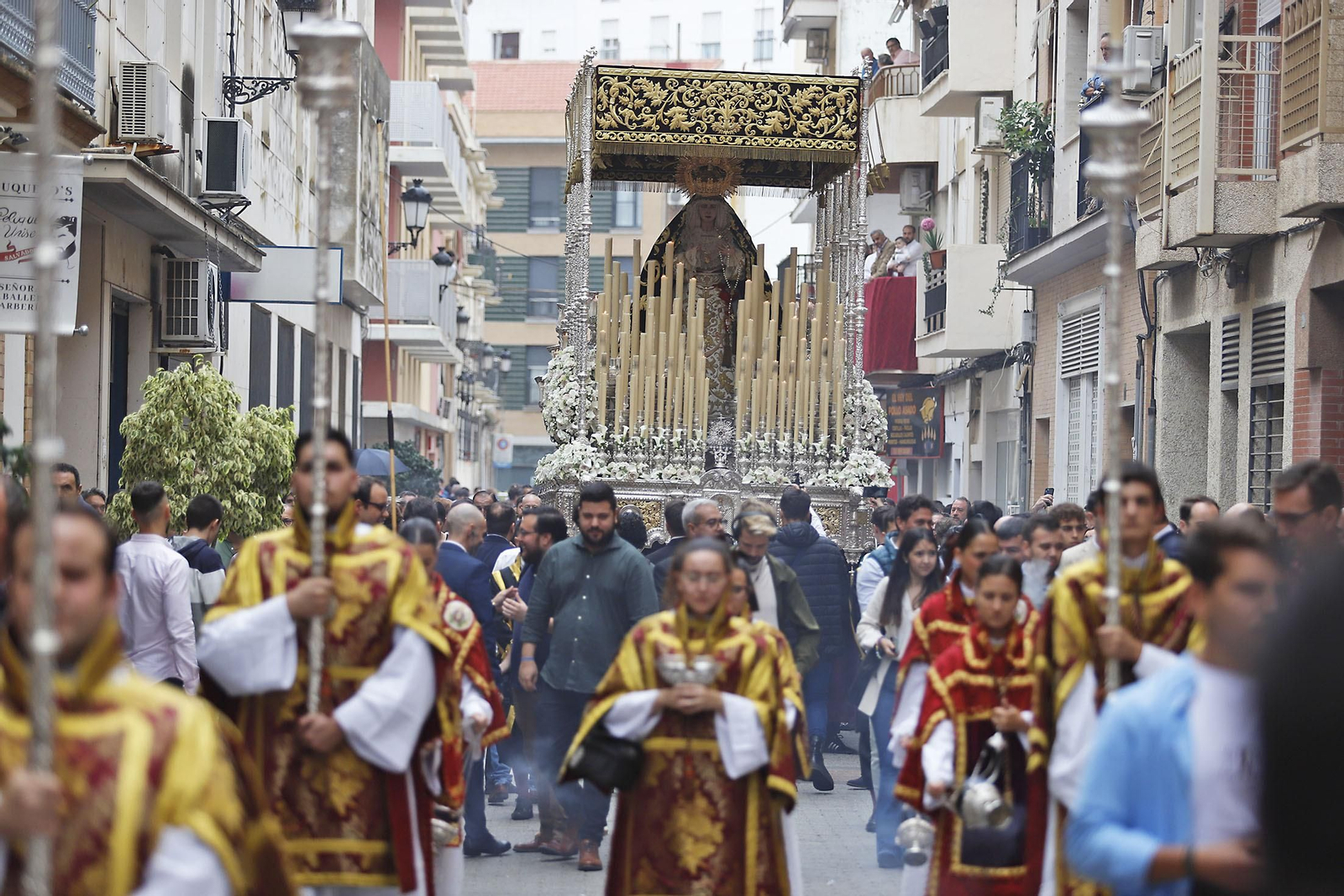 Imágenes de la salida extraordinaria de la Virgen del Rocío y Esperanza