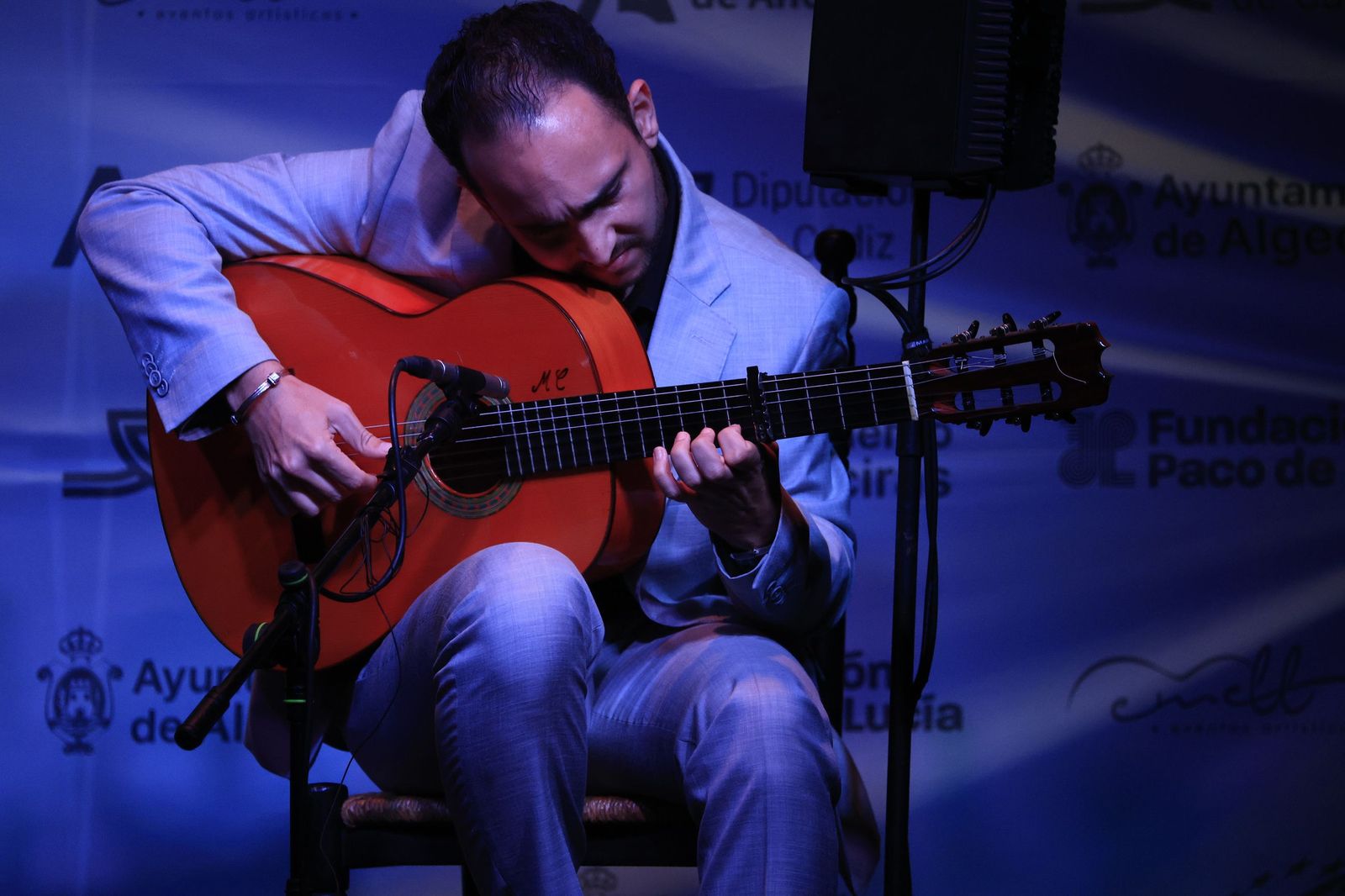 Fotos del recital de cante flamenco de Jesús Méndez en el Centro Paco de Lucía de Algeciras