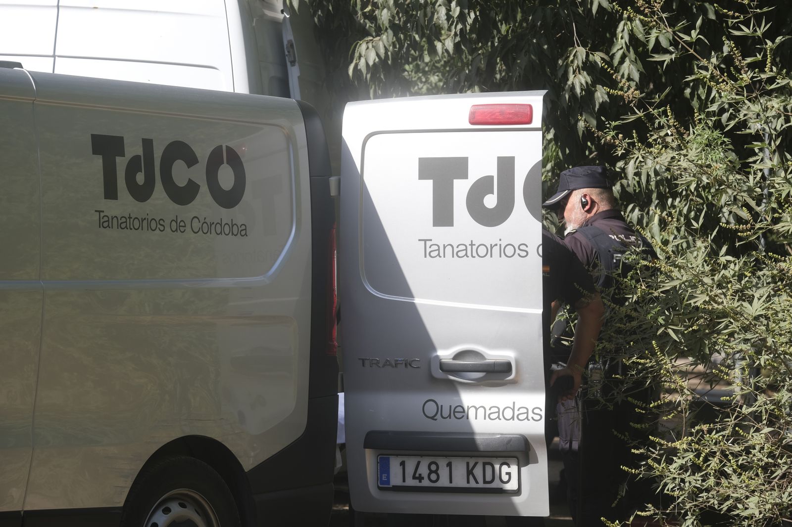 Así ha sido el rescate del cuerpo del joven ahogado en el Guadalquivir