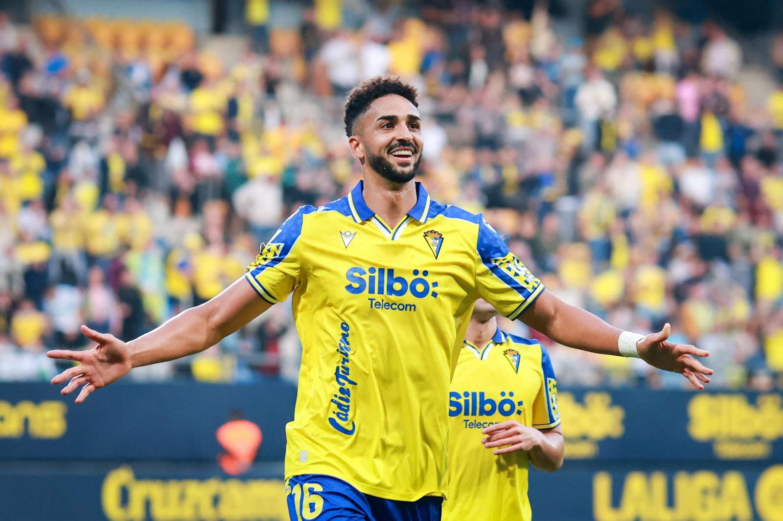 Chris Ramos.