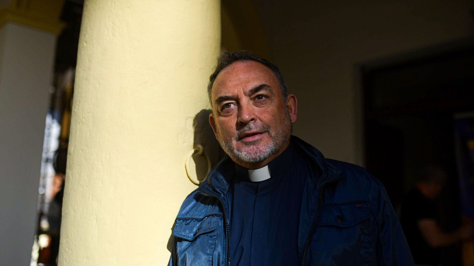 El escritor y sacerdote Jesús Sánchez Adalid.