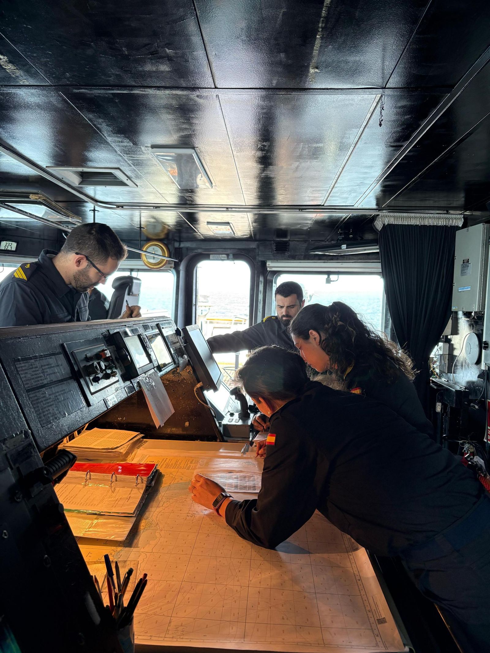 Las fotos del mayor ejercicio de los últimos años en el Estrecho de Gibraltar y el Golfo de Cádiz de la Armada y la OTAN