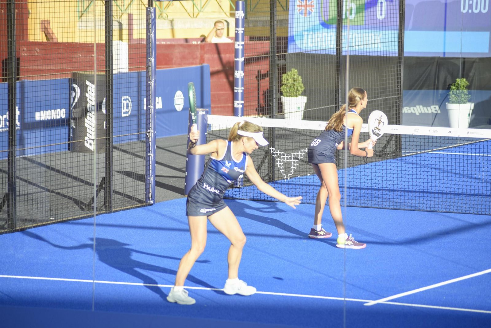 Fotos de la primera jornada del FIP Euro Pádel Cup de La Línea