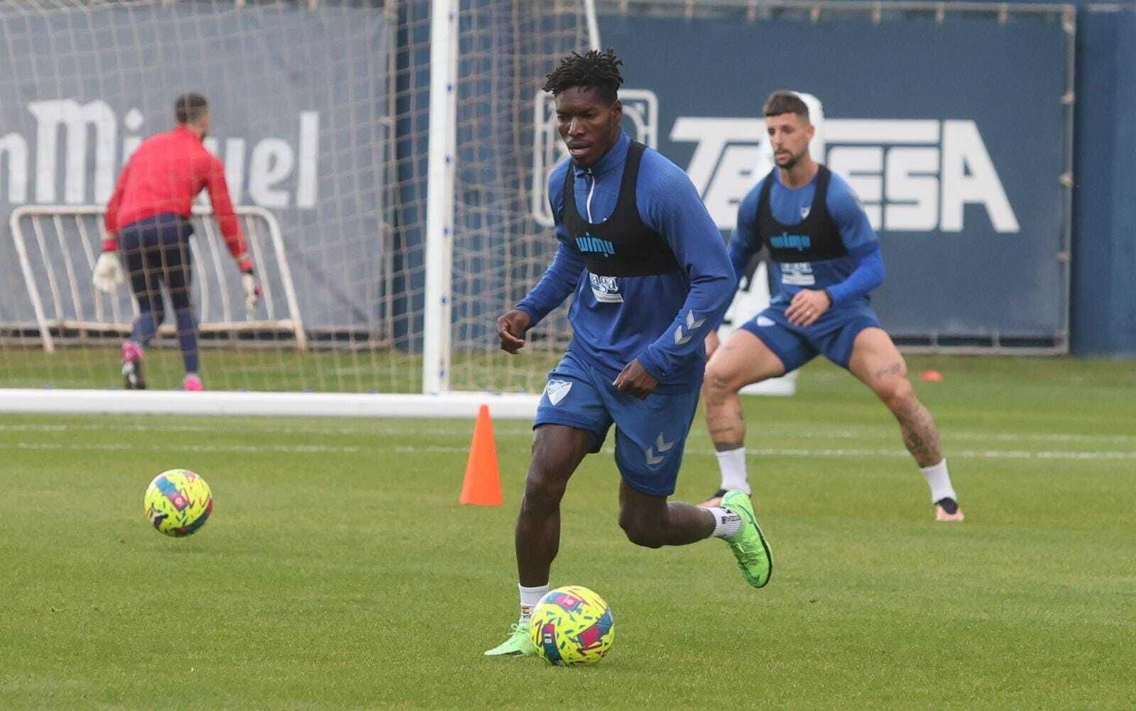 Las fotos del entrenamiento con Pepe Mel al frente