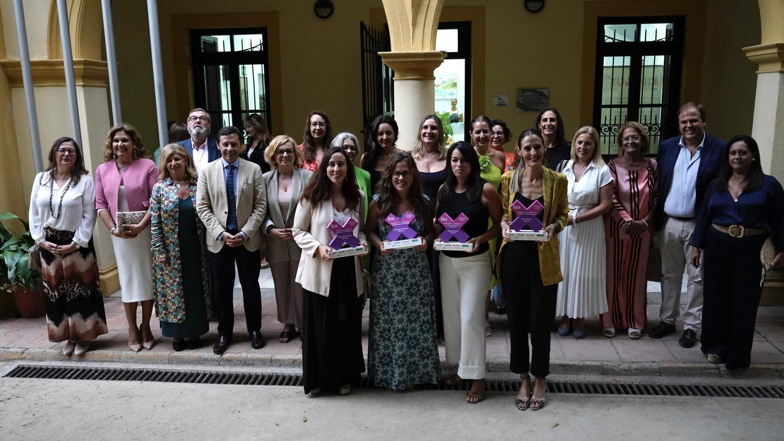 Fotos de la entrega de los Premios al Emprendimiento y Liderazgo Femenino de Cádiz