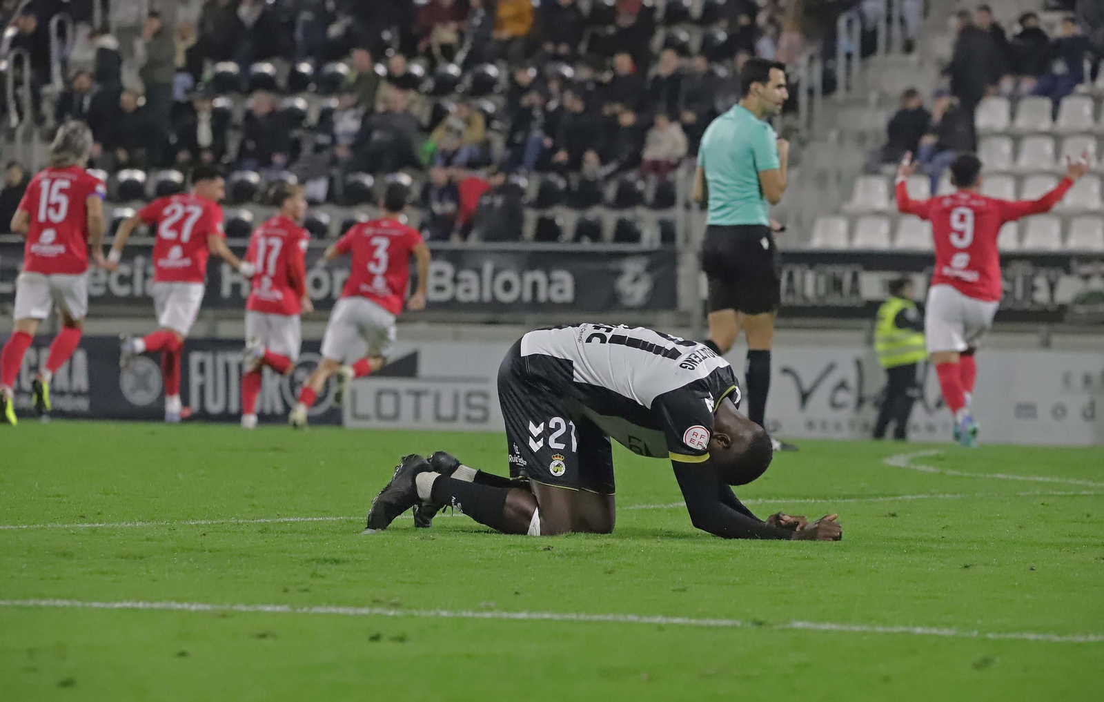Las mejores fotos del Balona - Dos Hermanas de Tercera Federación