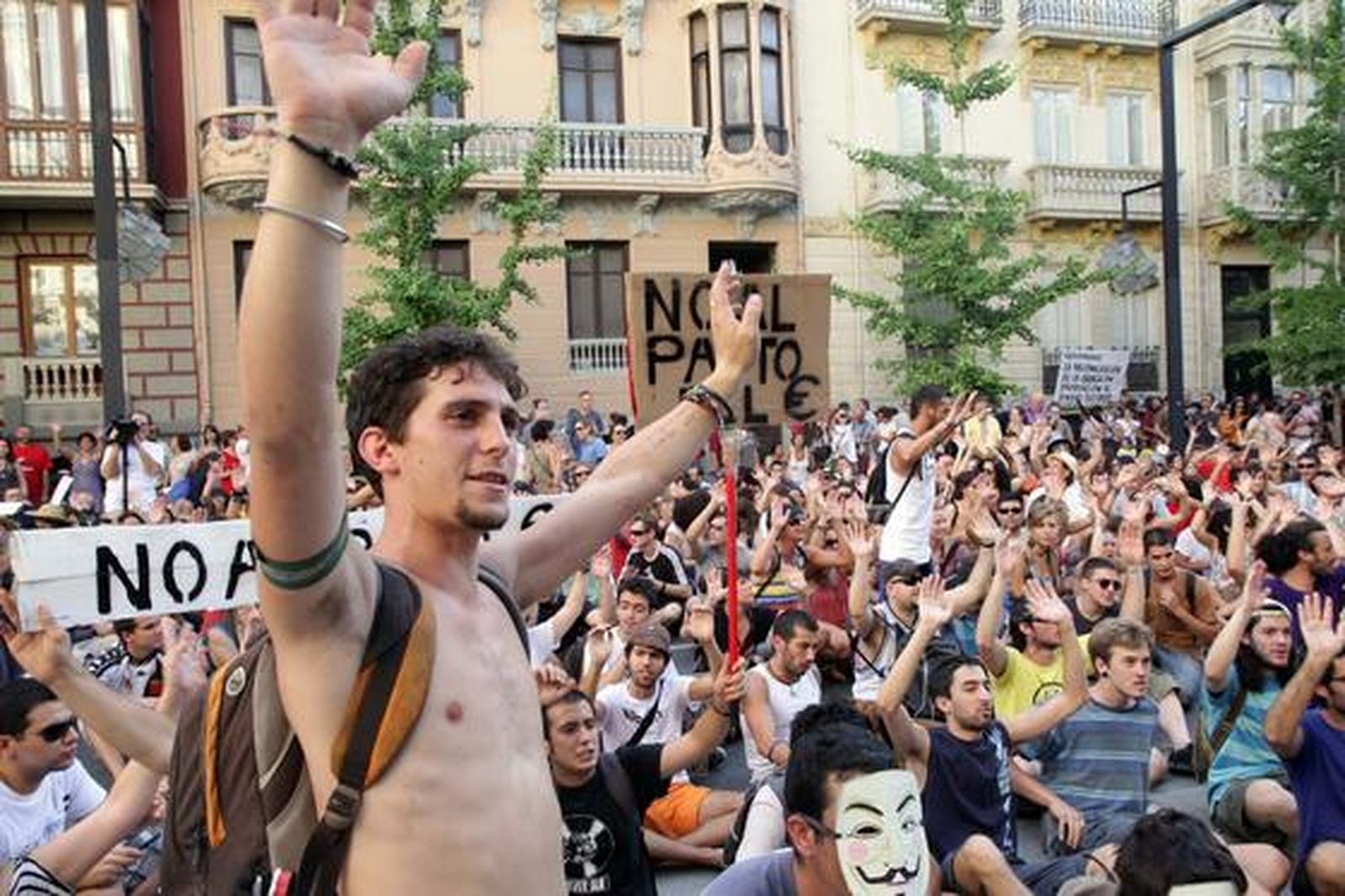 Las imágenes de la manifestación de los indignados en Granada el 19-J