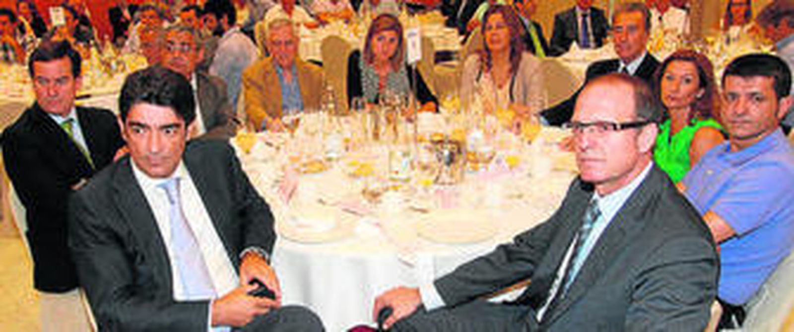 José M. Tenorio, Juan A. Lara, Jesús Espino, Marta Olea, Agustín Pérez, Juan L. Navarro, Francisco Salas, Belén Jurado, Ana Benavides, Antonio Ros.