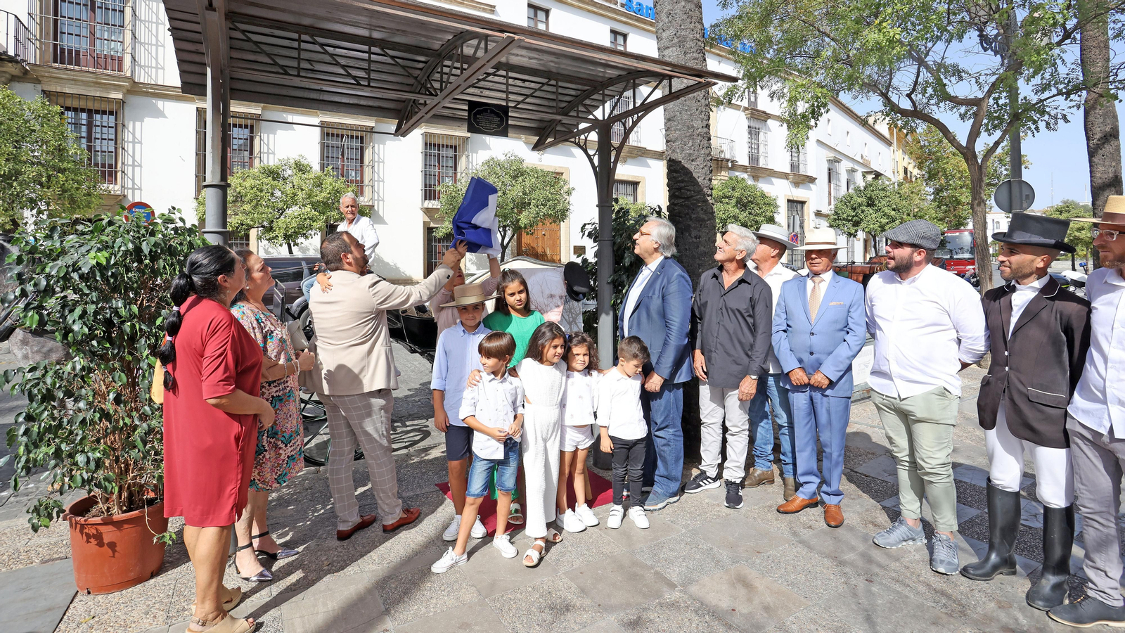Homenaje al cochero Benito Fernández en Jerez