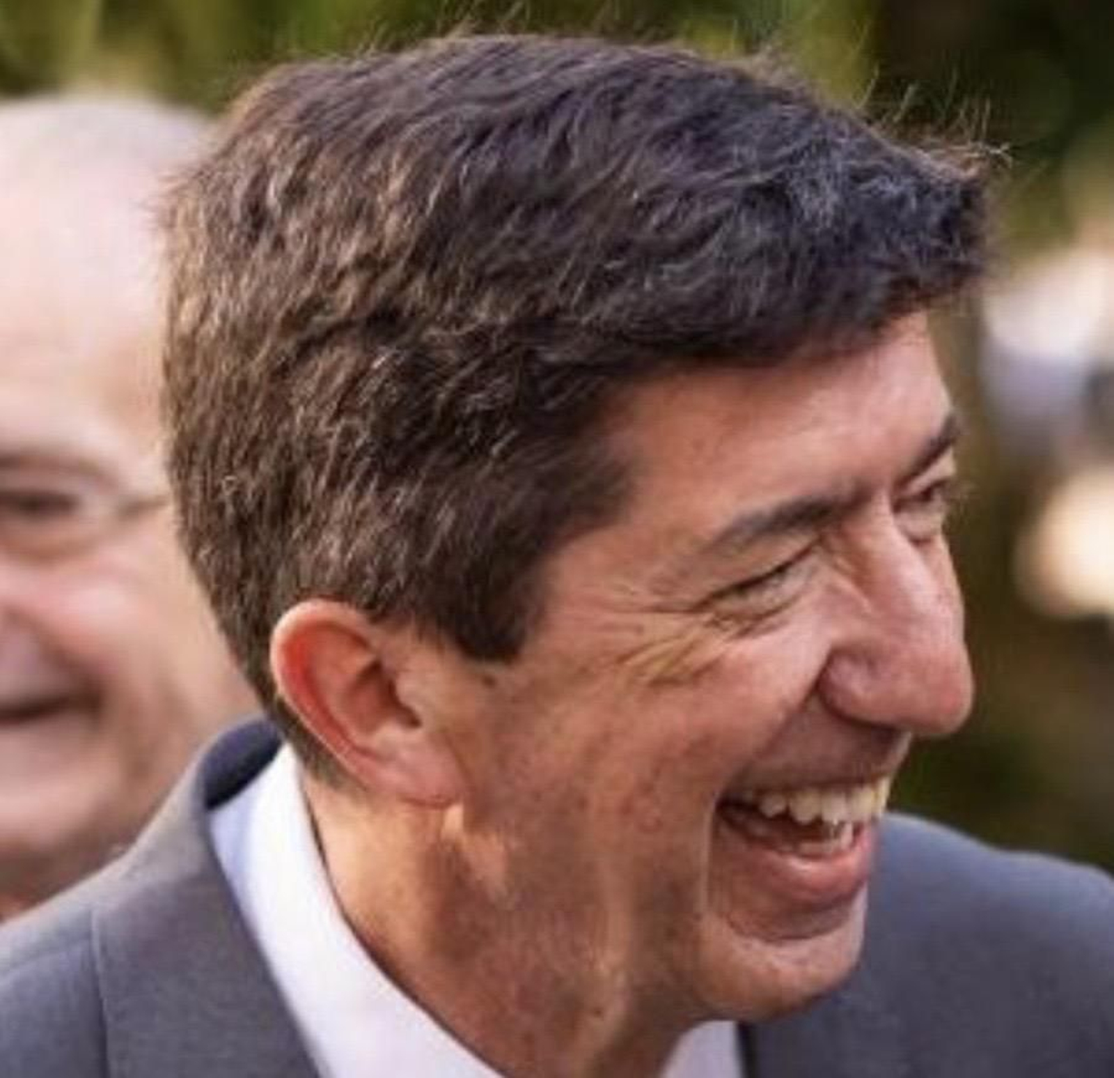 De relojero en Sanlúcar a vivir a costa del presupuesto