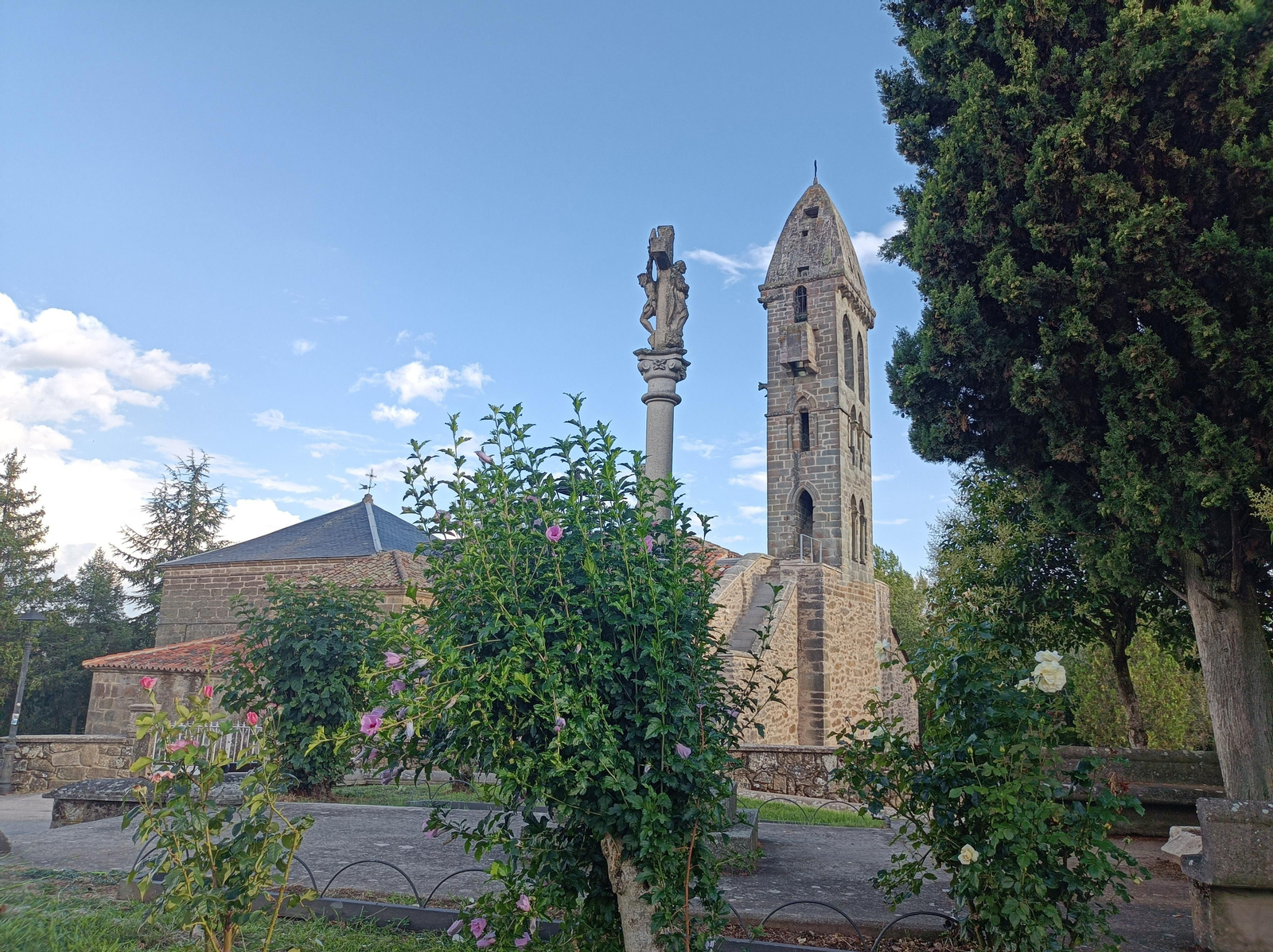 Mombuey es la meta de la tercera etapa del Camino Sanabrés.
