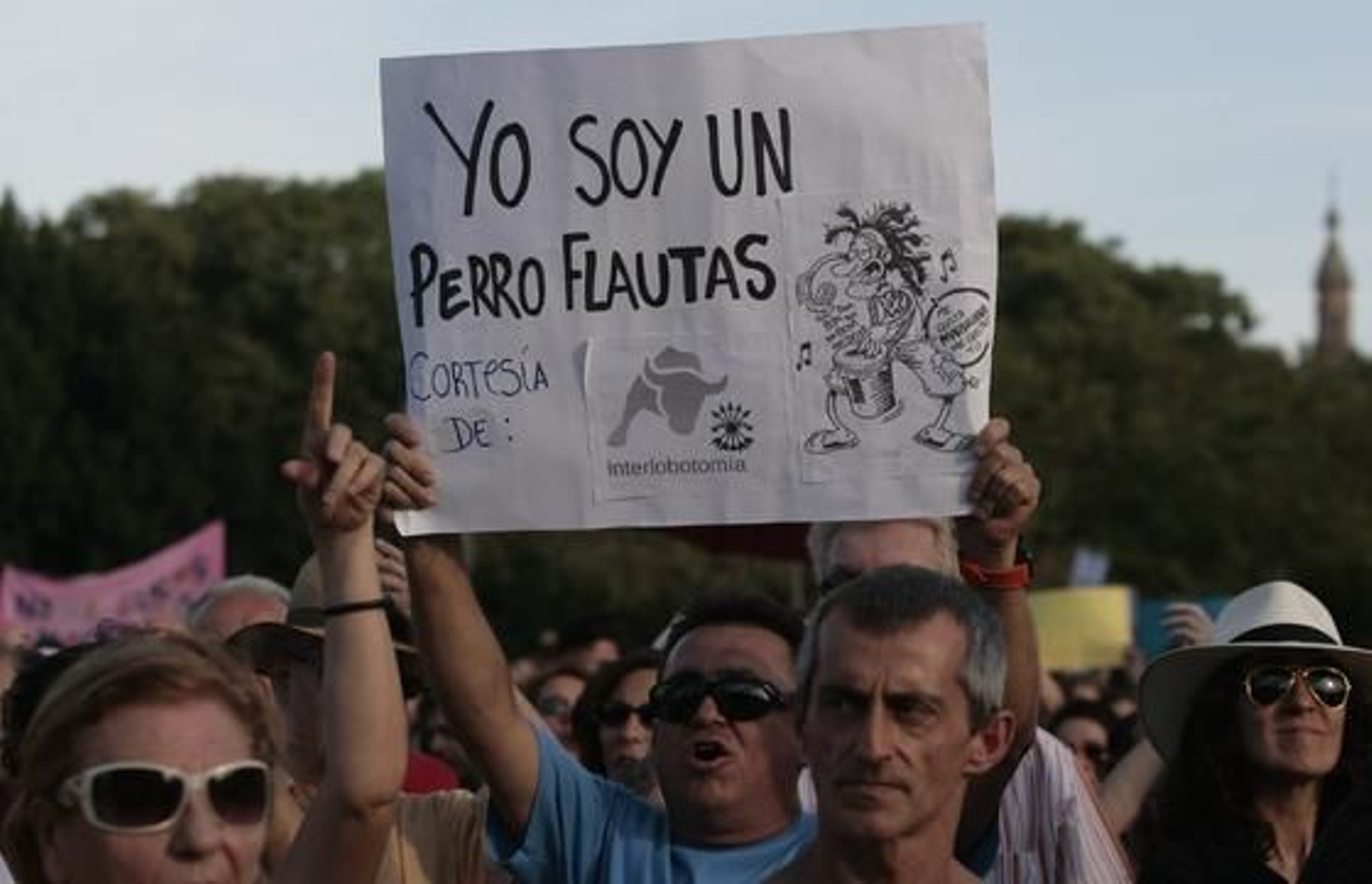 Ambiente pacífico y festivo en la manifestación de los indignados.

Foto: Juan Carlos Munoz