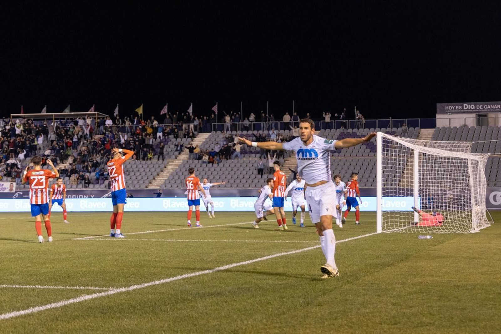 Los detalles del derbi Real Jaén- Atlético Porcuna, en imágenes