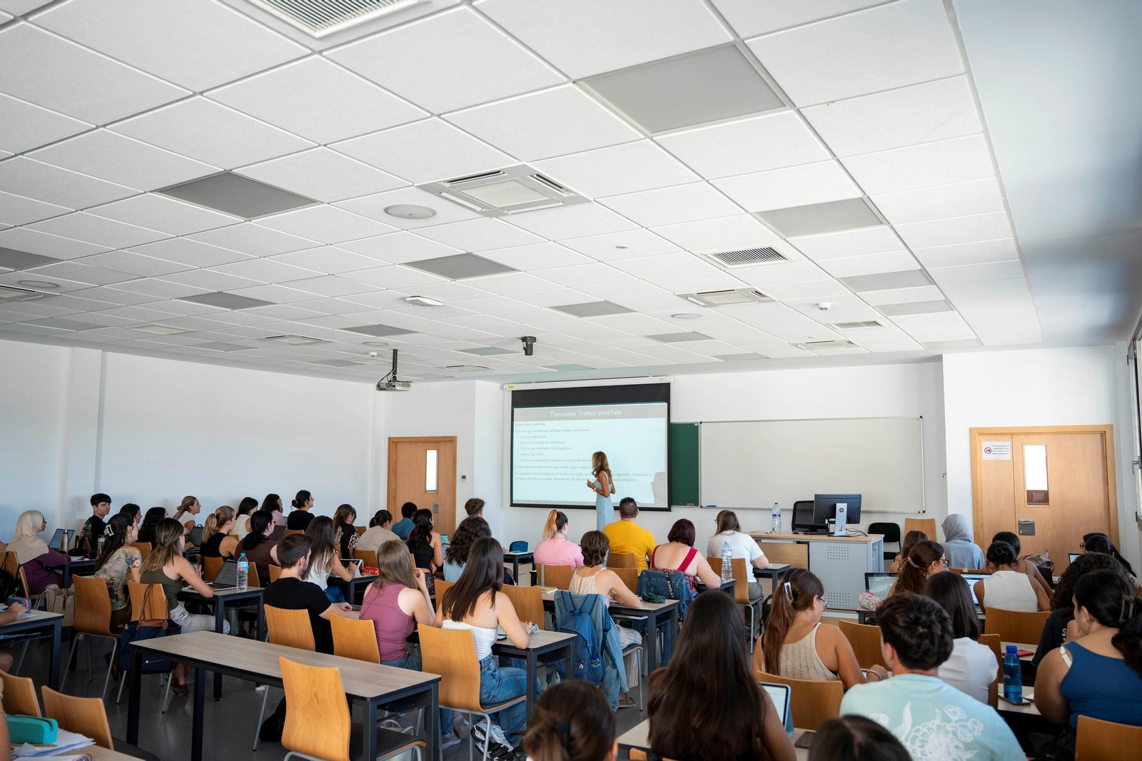 Estudiantes de la Facultad de Ciencias de la Salud de la Universidad de Almería.
