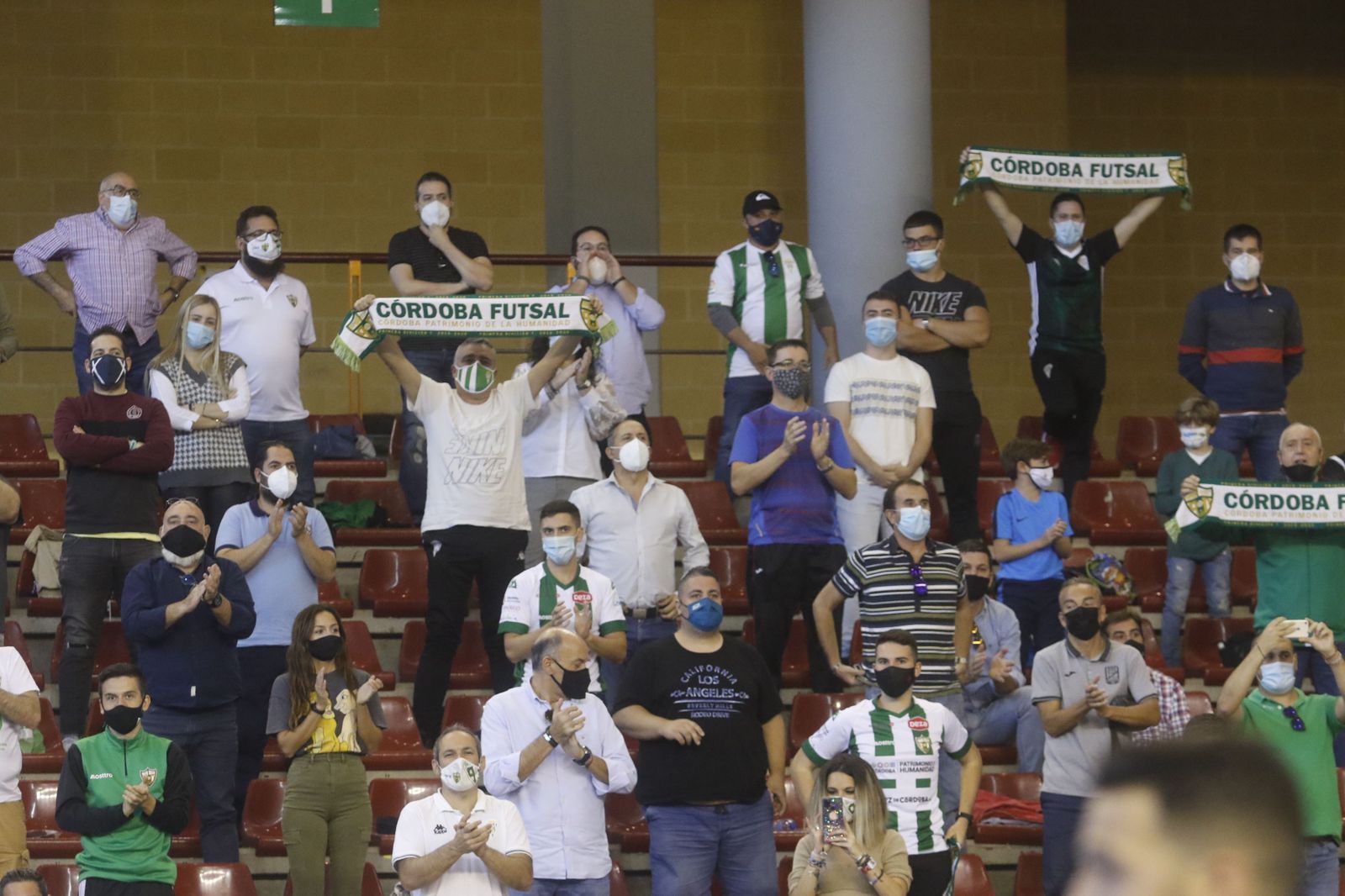 Las fotos de la hazaña: la victoria del Córdoba Futsal ante el Barça
