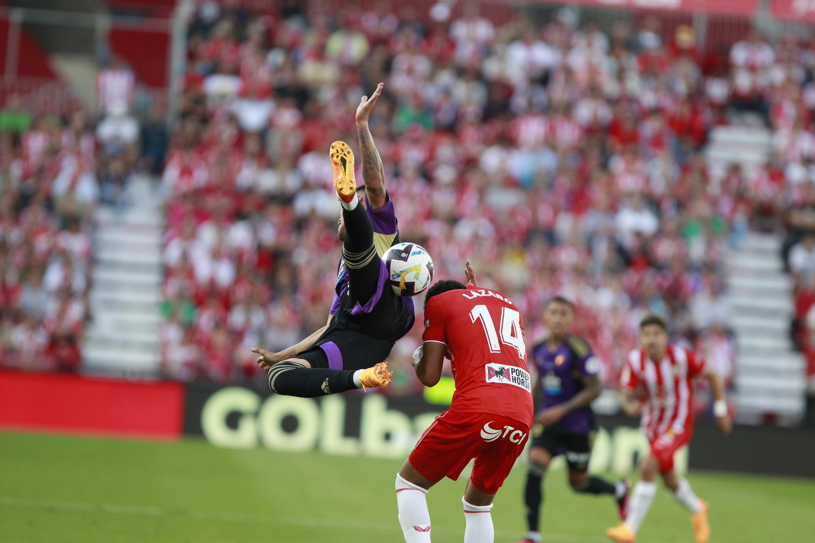 Imágenes del partido U.D. Almería-Real Valladolid C.F.