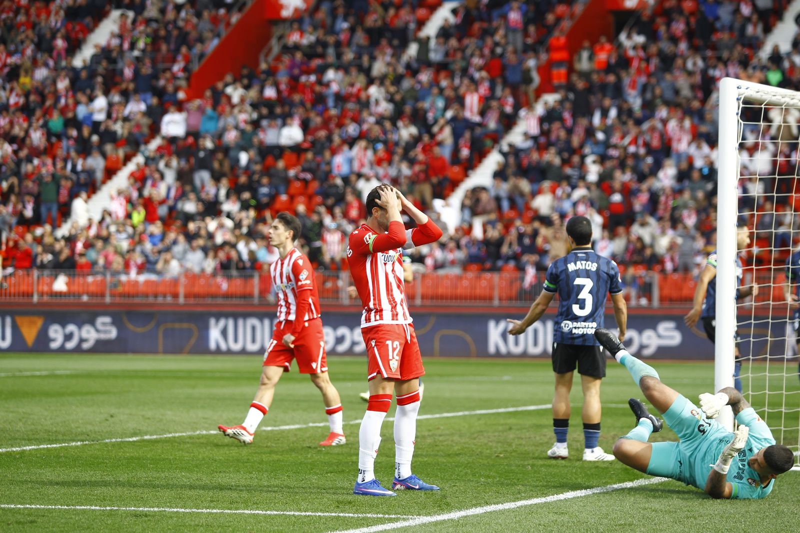 Las imágenes del partido U.D. Almería - A.D. Ceuta