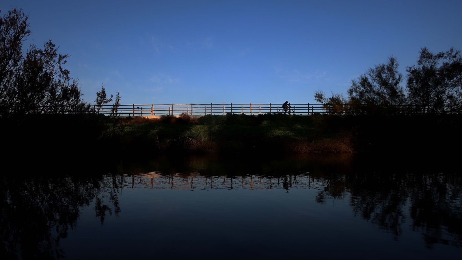 Sendero del arroyo de la Madre Vieja en San Roque