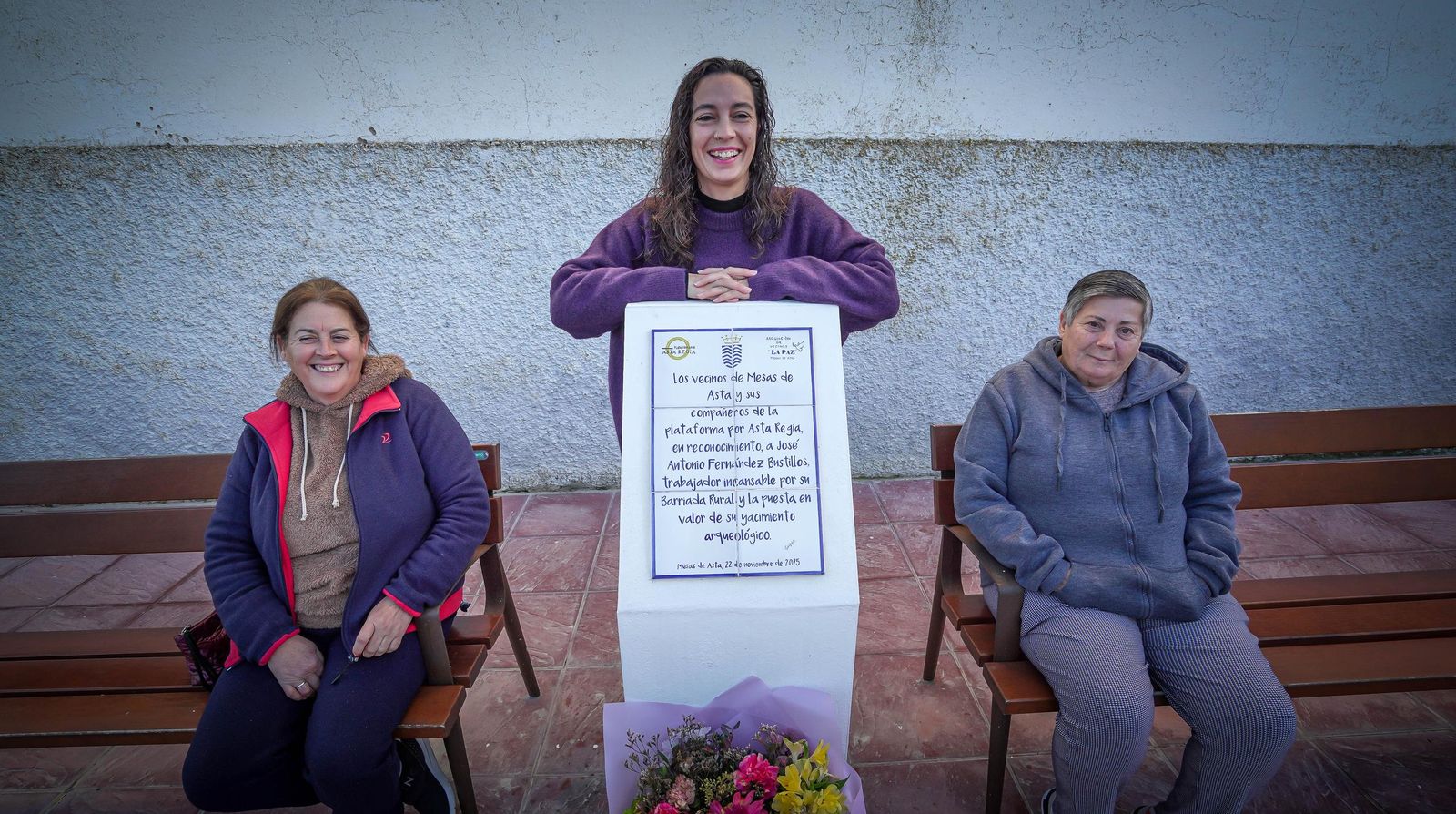 Imágenes de los vecinos de Mesas de Asta en los terrenos de Asta Regia