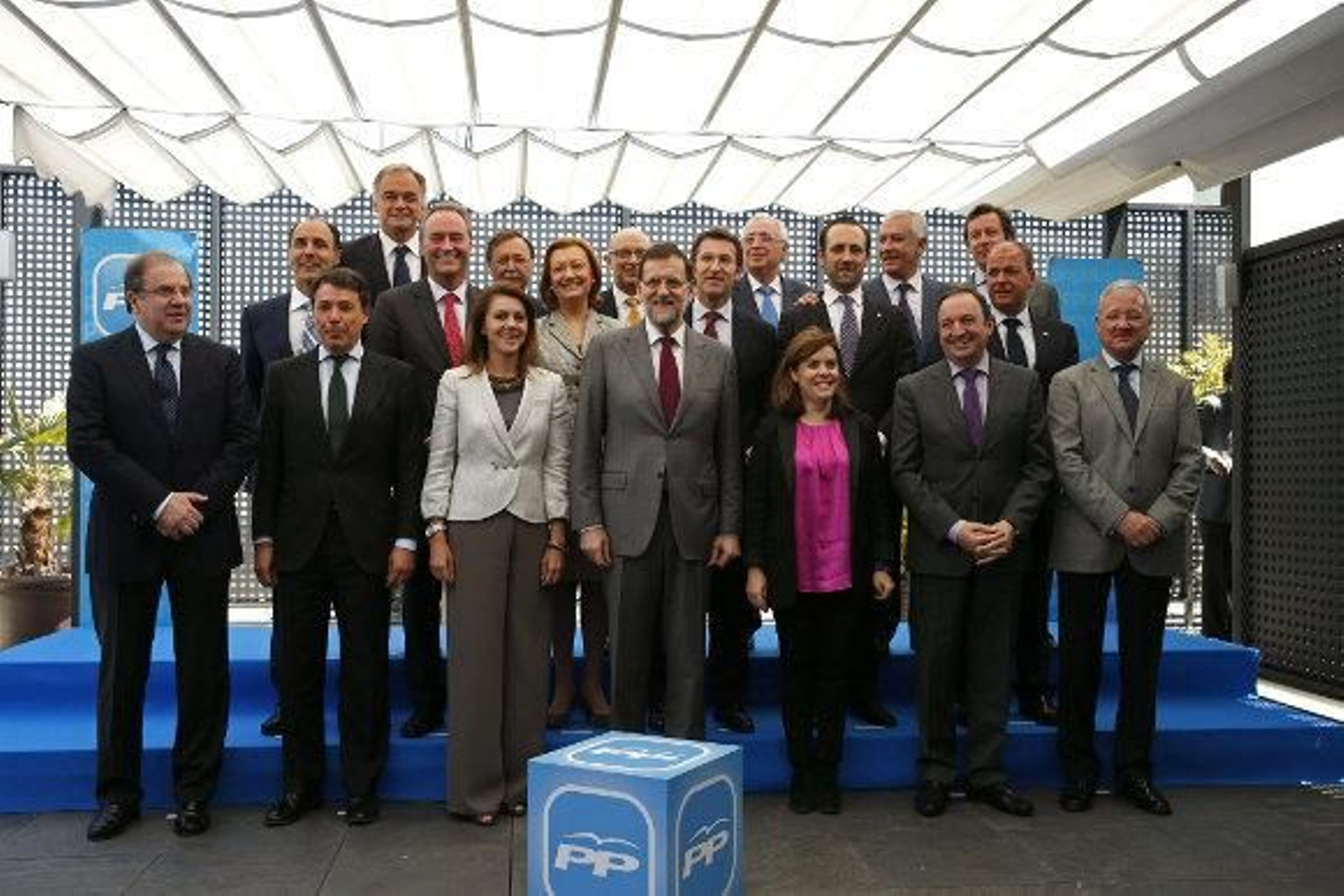 Rajoy no logra acordar el reparto del déficit con sus presidentes autonómicos