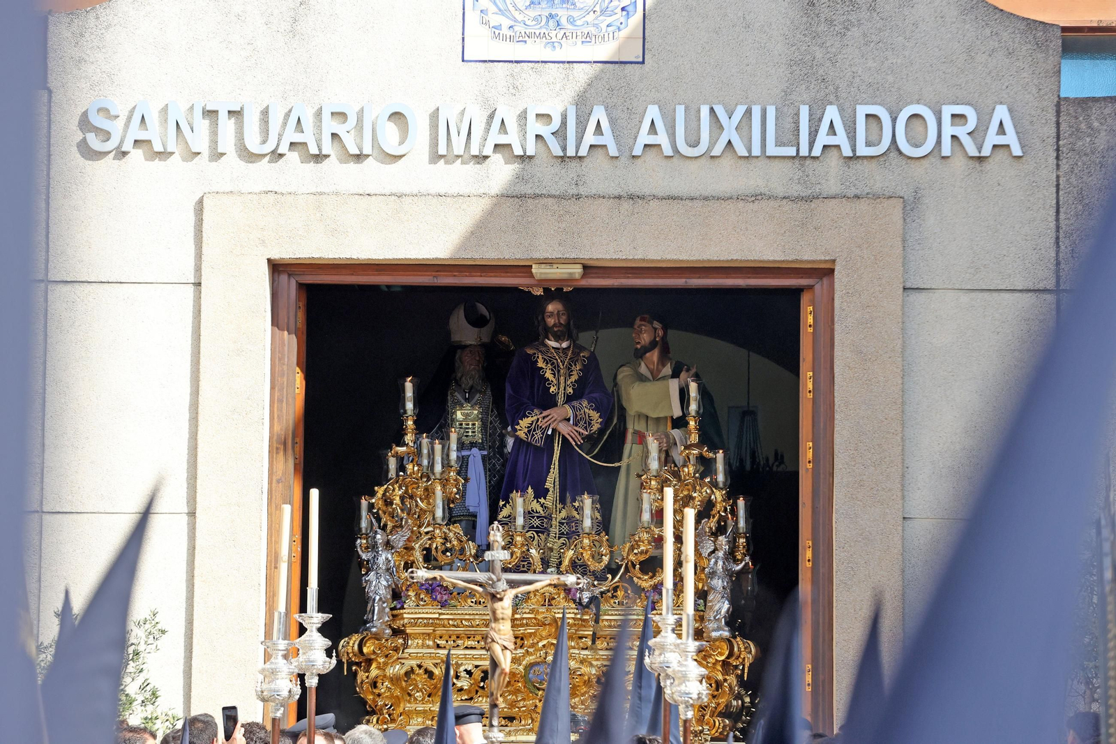 Imágenes de la Hermandad de la Redención en el Jueves Santo de Jerez 2025
