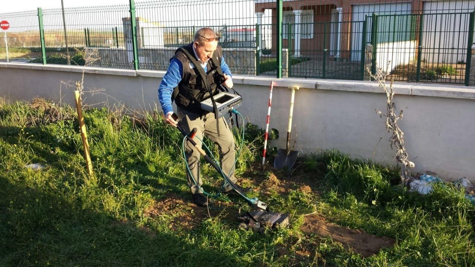 Luis Avial, en la simulación del enterramiento de Lorca.