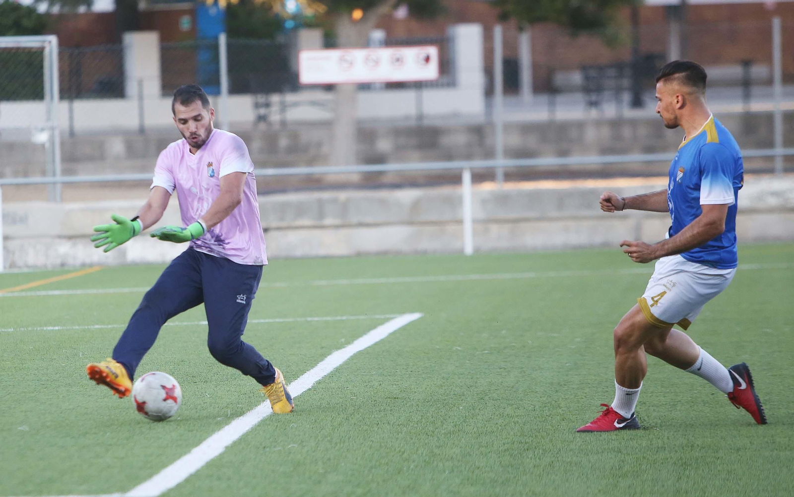 Fran, portero del XCD, confía en luchar por los primeros puestos.