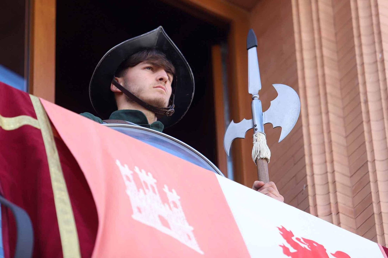 Imágenes del gran ambiente en la Feria Medieval de Palos de la Frontera, Huelva