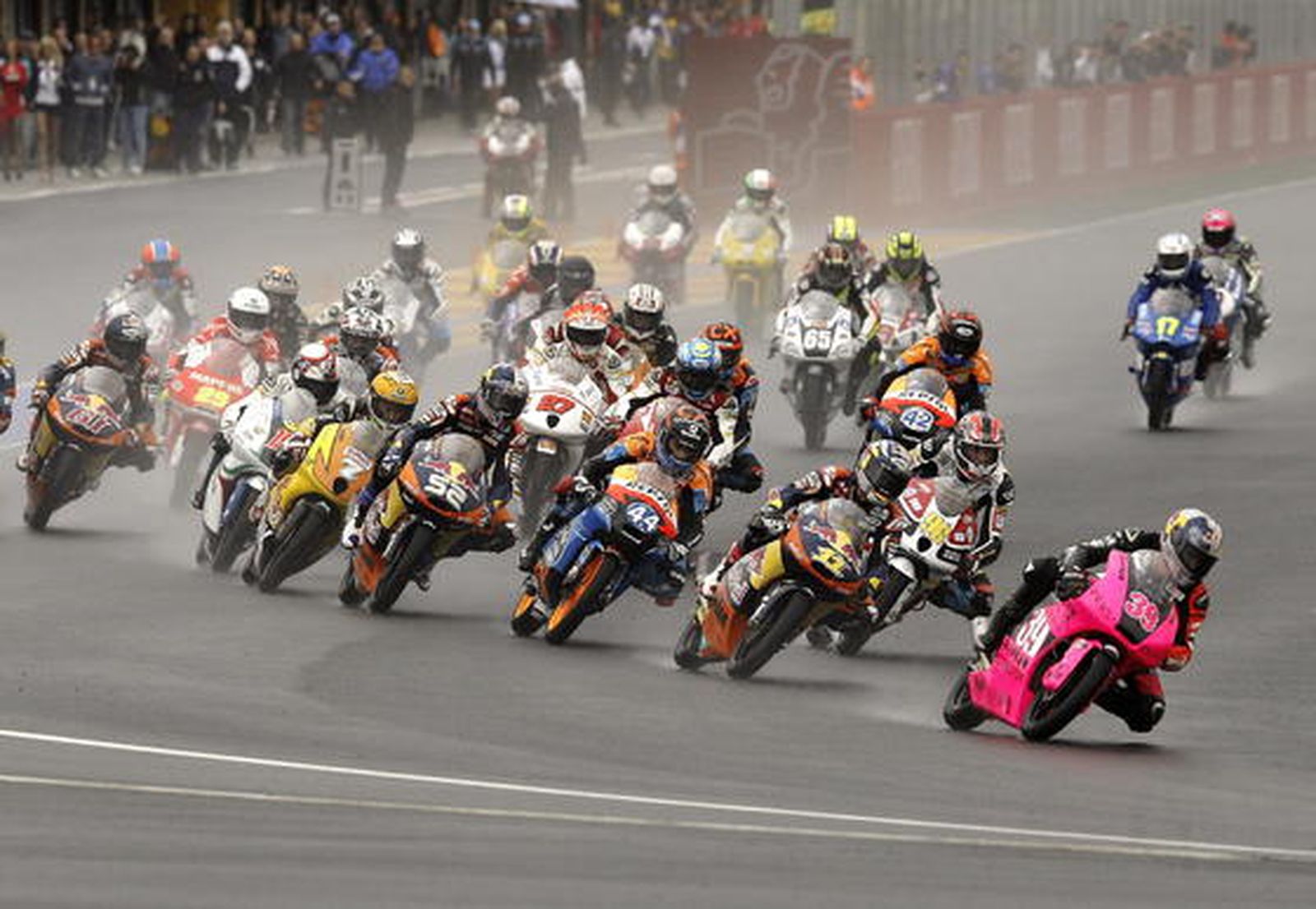 Salida de Moto3.

Foto: EFE