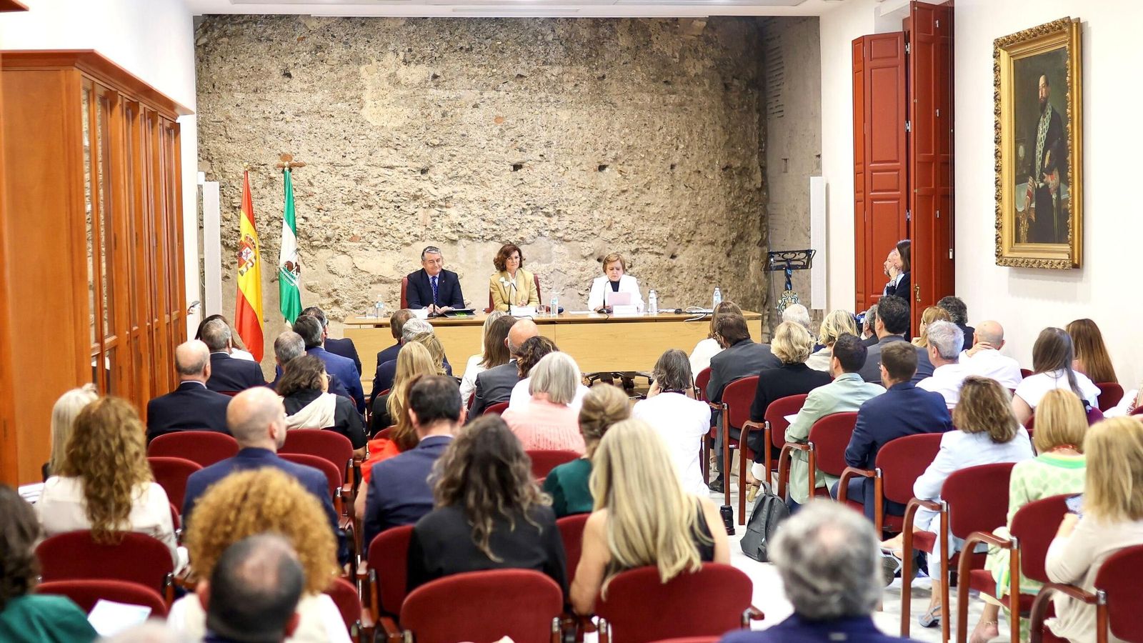María Jesús Gallardo, Carmen Calvo y Antonio Sanz inauguran la jornada "Diez años de la ley 39/2015"