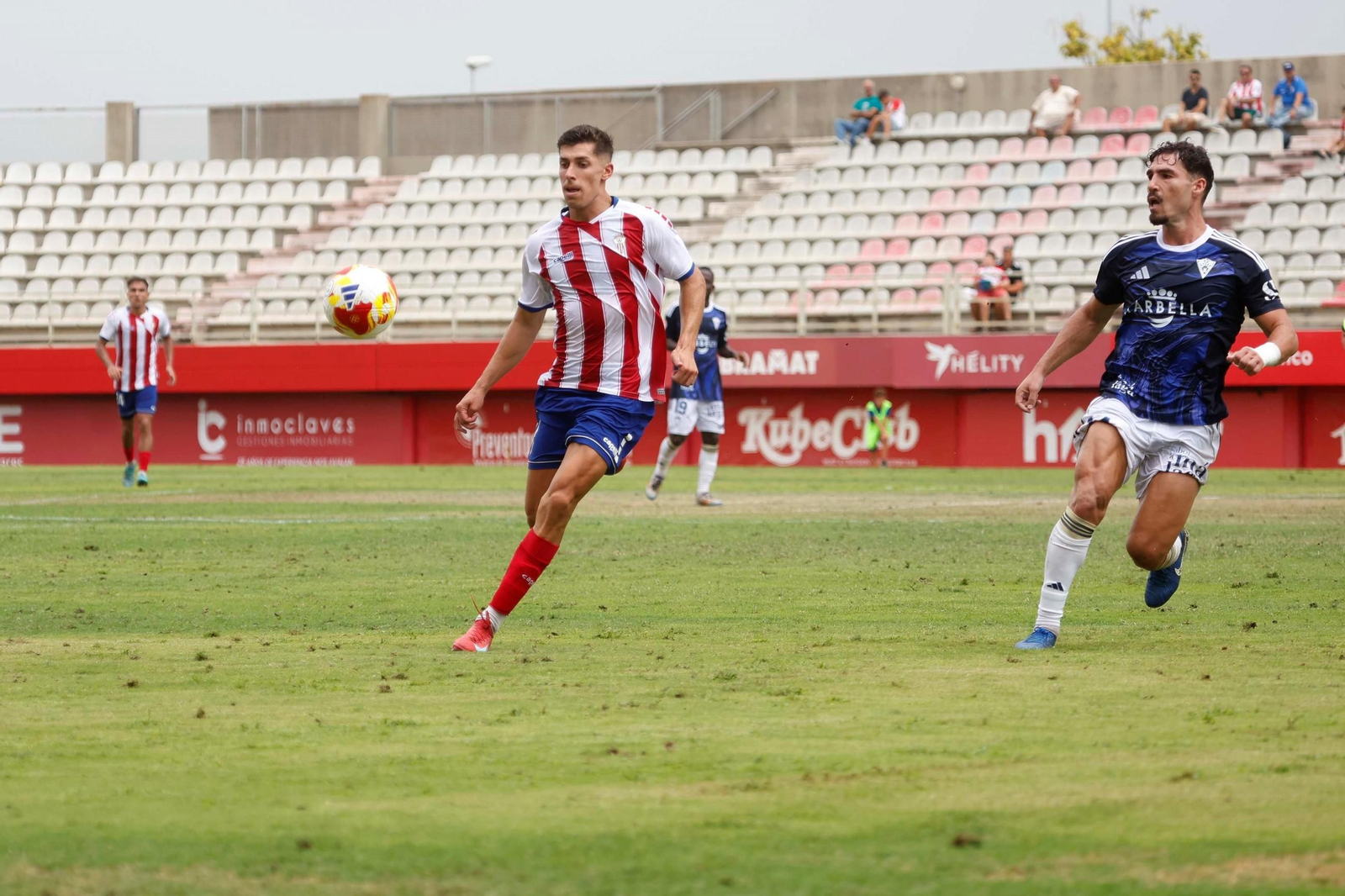 Primera RFEF: Mala jornada malagueña, con derrotas de Torremolinos y Antequera y empate del Marbella