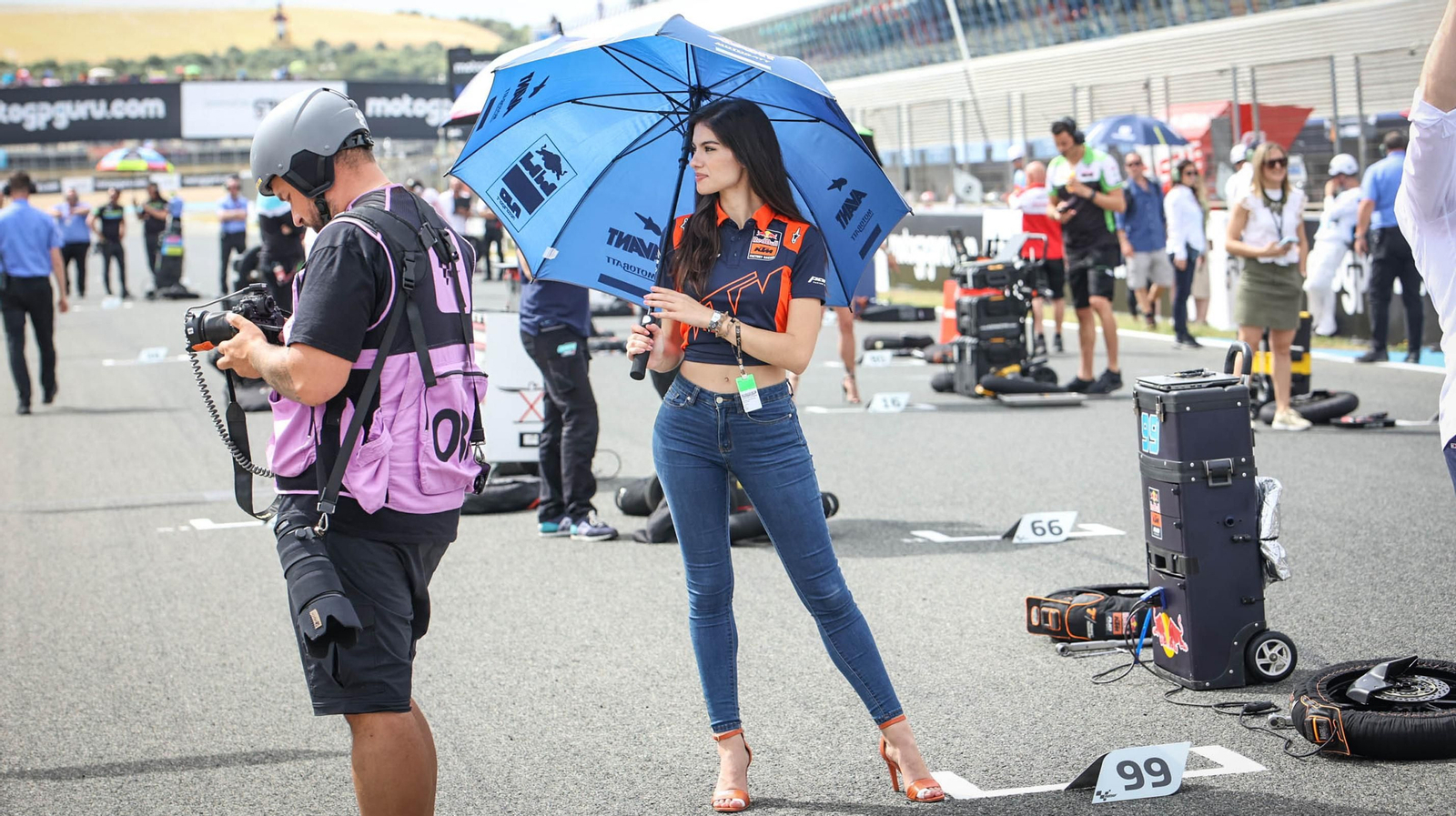 Búscate en las carreras del Gran Premio de España de MotoGP en Jerez Búscate en las carreras del Gran Premio de España de MotoGP en Jerez