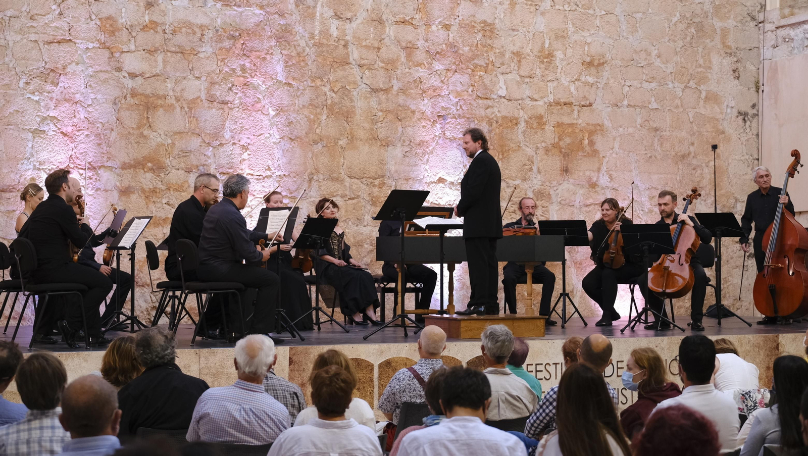 Fotogalería Orquesta de Cámara de San Petesburgo.Nidia Palacios, soprano. Festival de Música Renacentista y Barroca de Vélez Blanco.