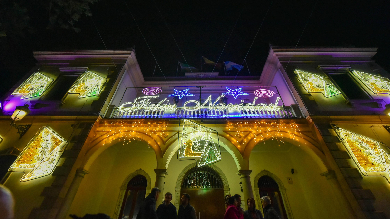La inauguración del poblado navideño en los Jardines Saccone, en imágenes