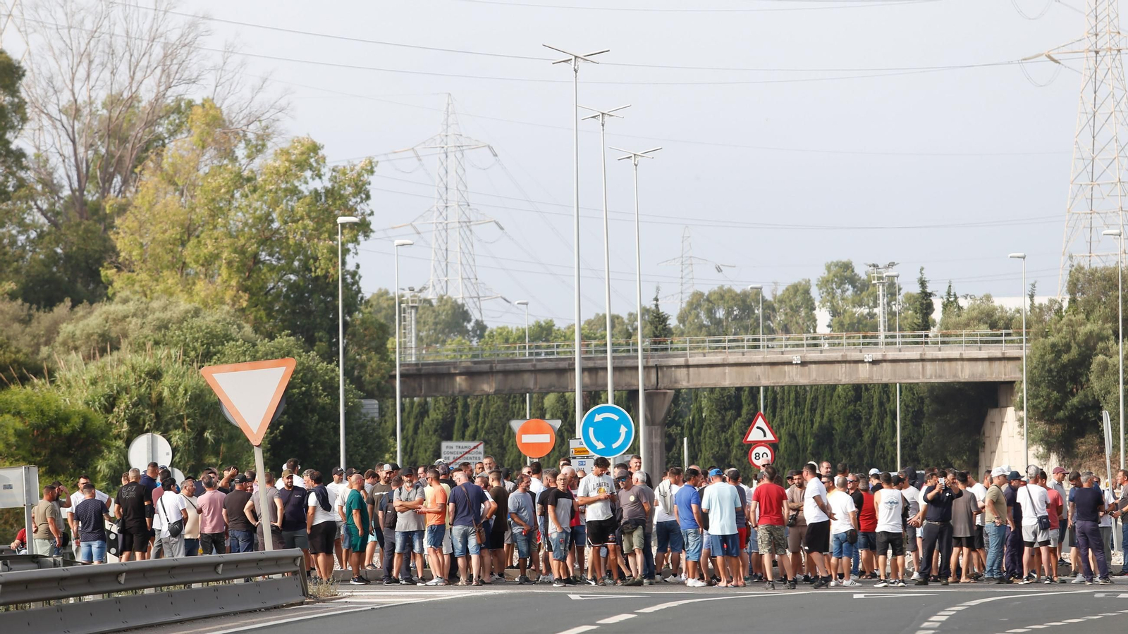 Las protestas por la huelga del metal este martes en el Campo de Gibraltar, en imágenes