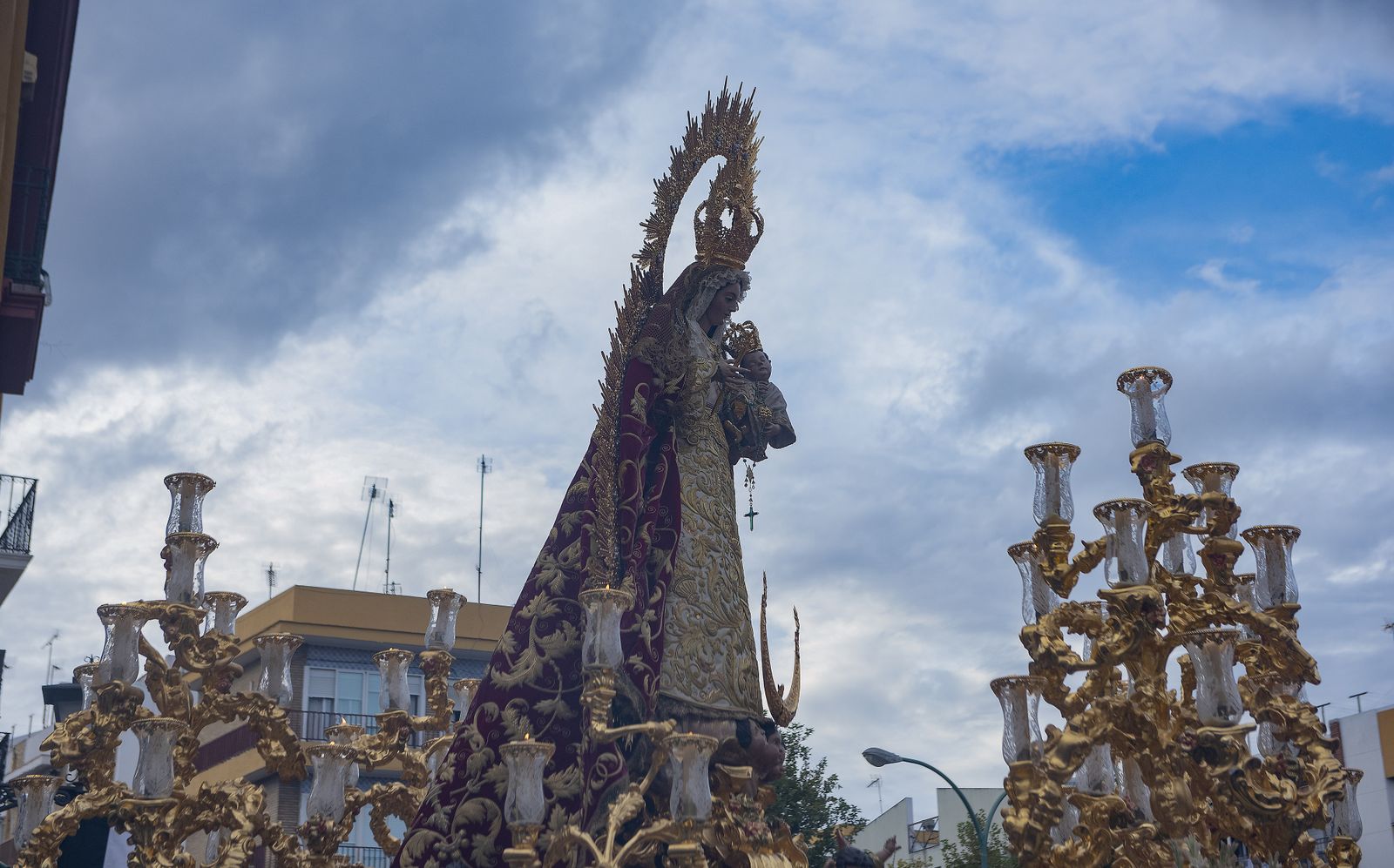 Las imágenes de la procesión de la Virgen del Rosario de la Macarena