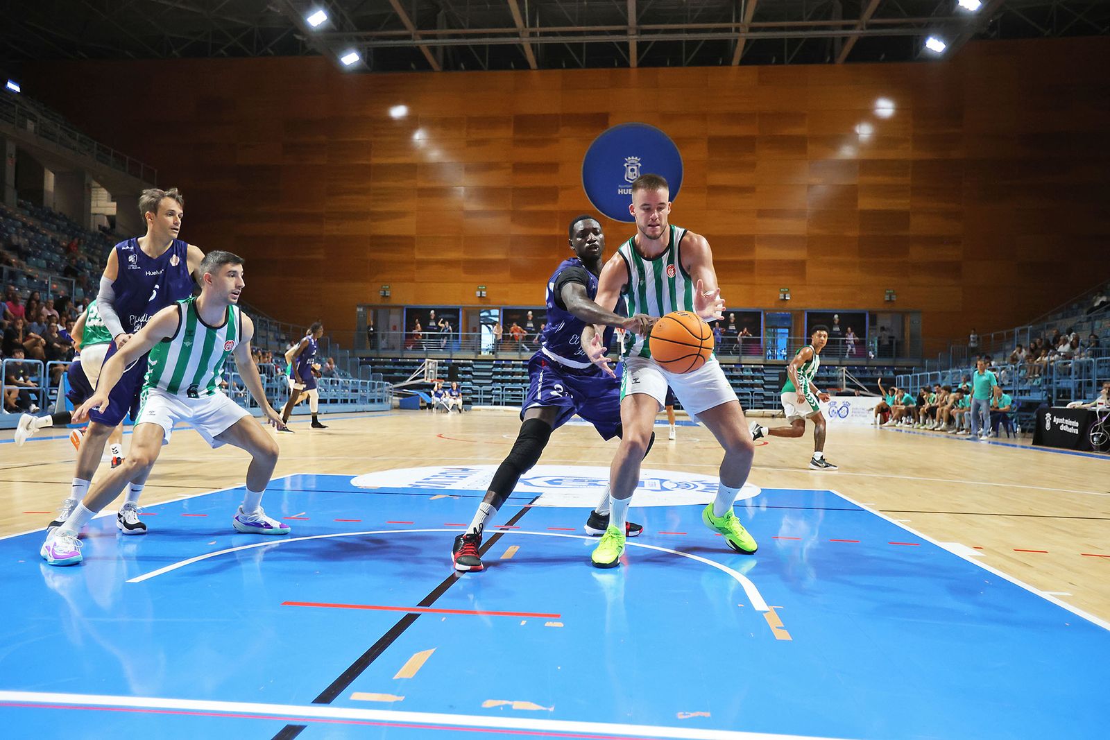 Imágenes del Ciudad de Huelva y el Real Betis en la Copa de España