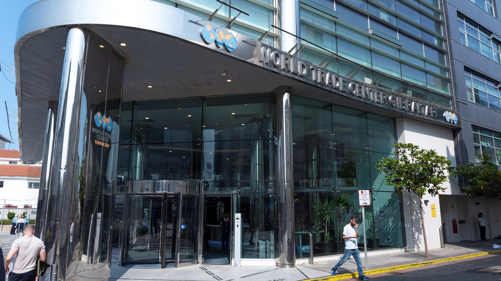 Oficinas en el World Trade Center de Gibraltar. Oficinas en el World Trade Center de Gibraltar.
