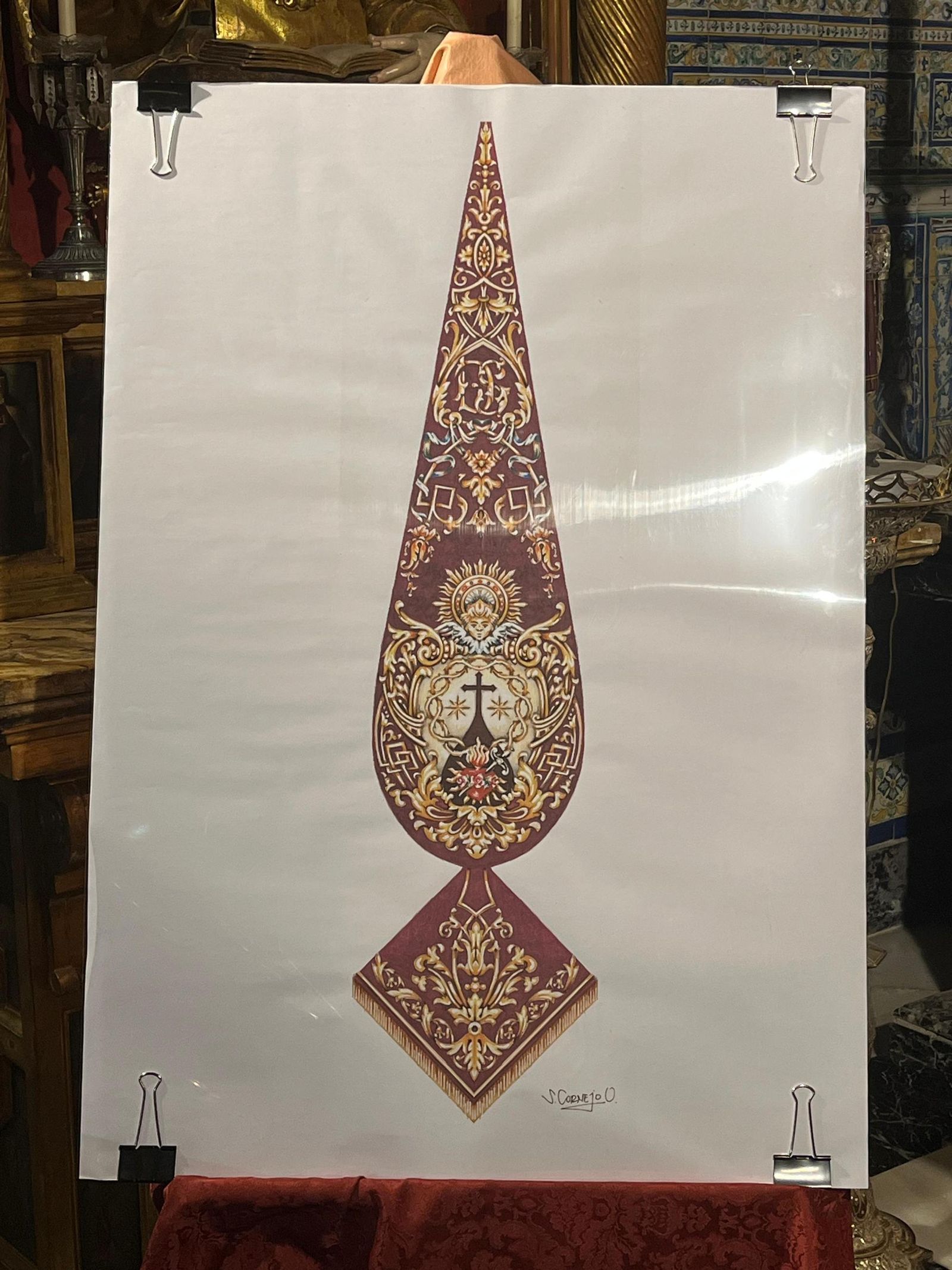 El estandarte seguirá las líneas estéticas del resto de la cofradía, como el futuro paso de palio