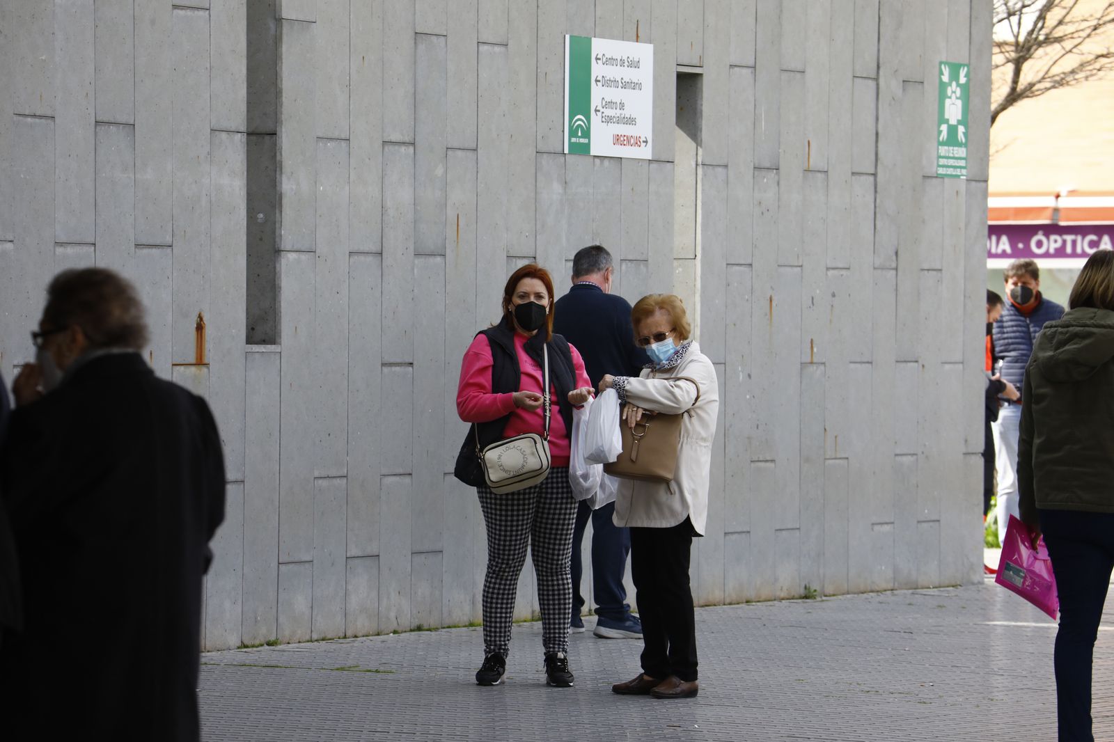 Arranca la atención presencial en los centros de salud de Córdoba