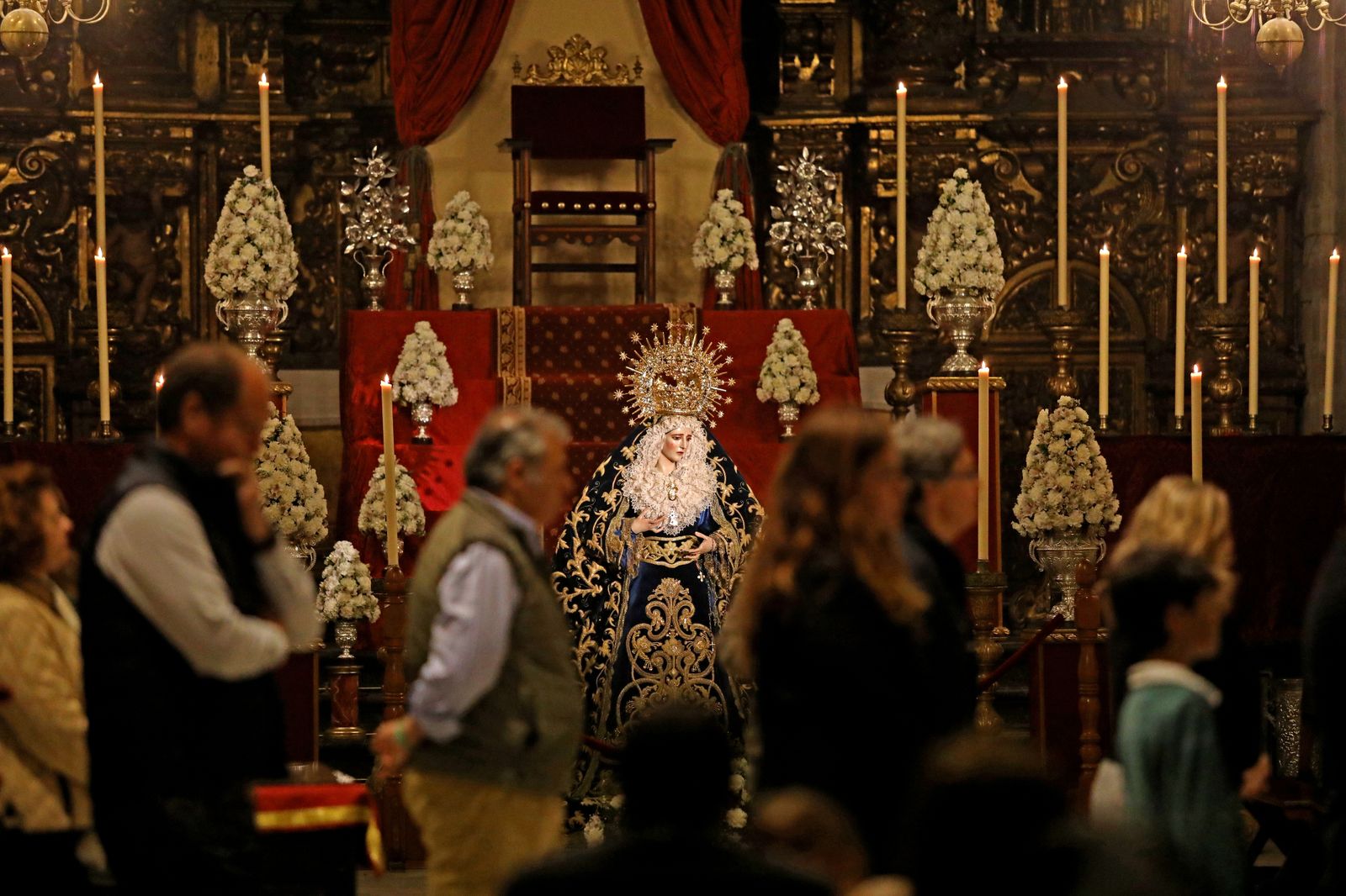 Imágenes de 'Besamanos' del Domingo 31 de marzo