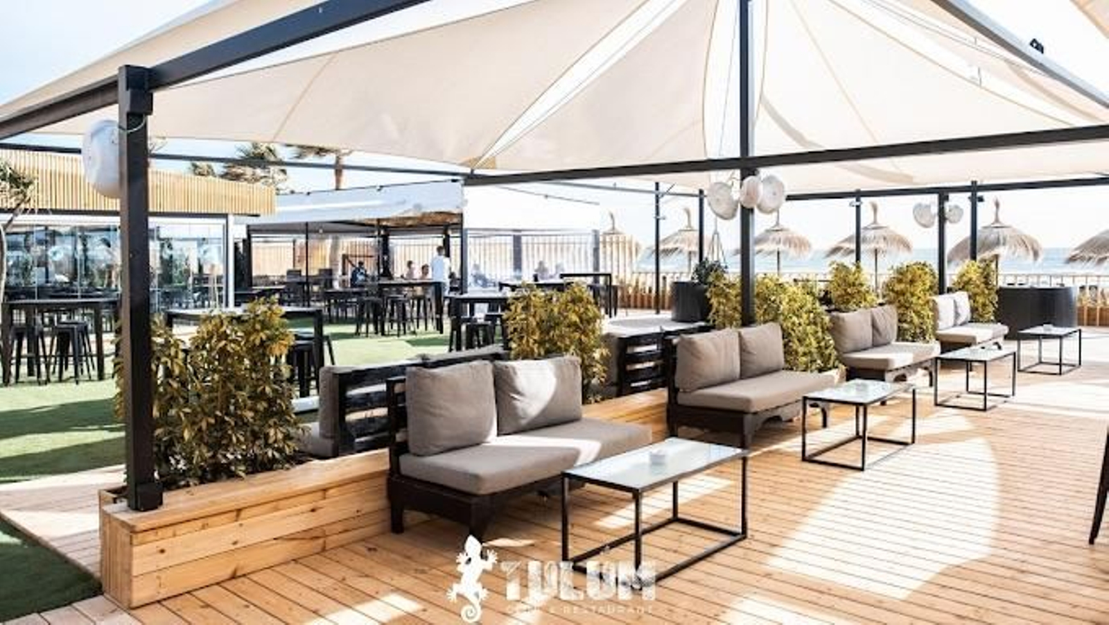 Tulúm  Club & Restaurant.